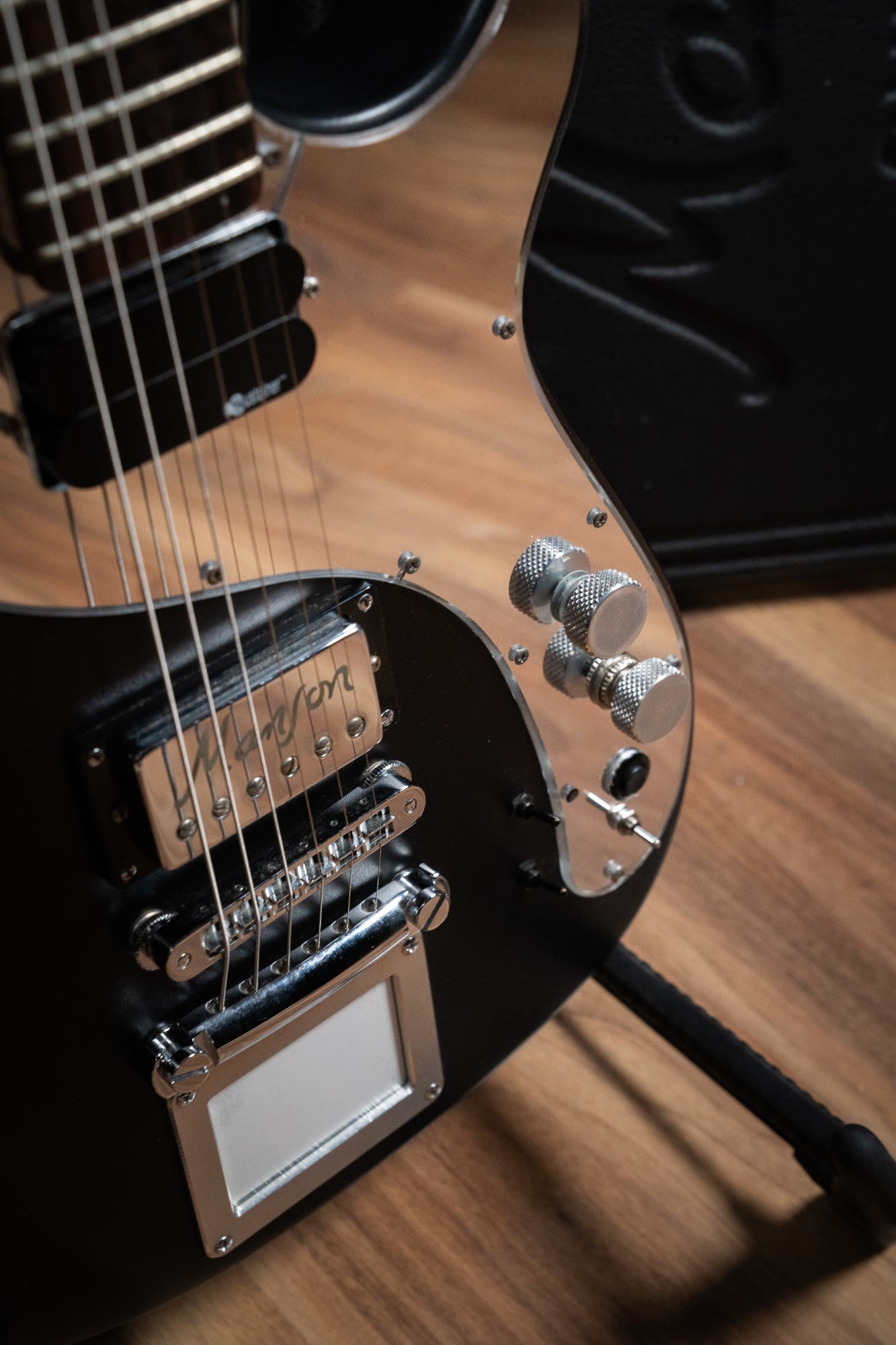 Manson Guitar Works 2011 MA-1 Guitar w/Case - Pre-Owned