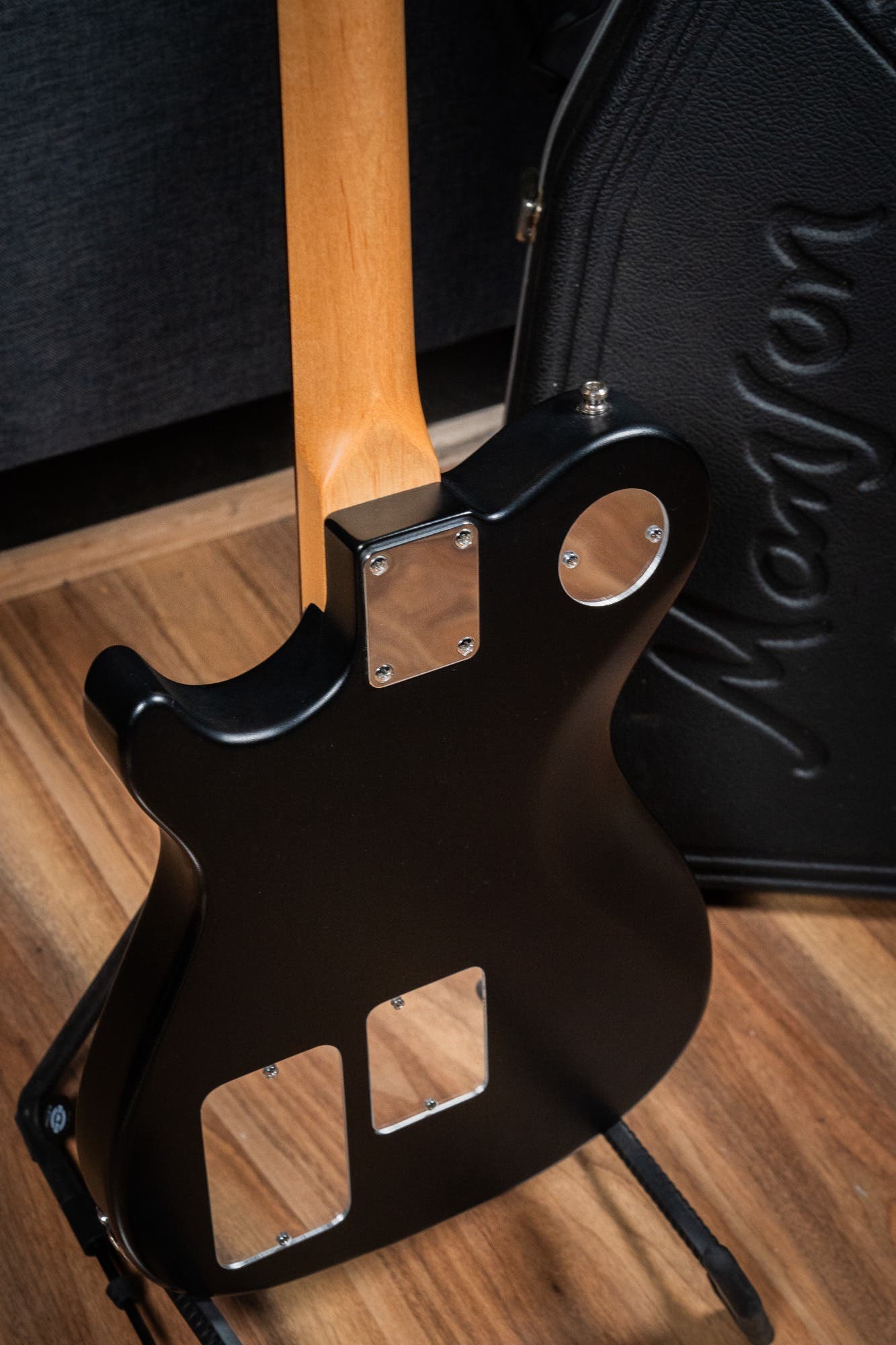 Manson Guitar Works 2011 MA-1 Guitar w/Case - Pre-Owned