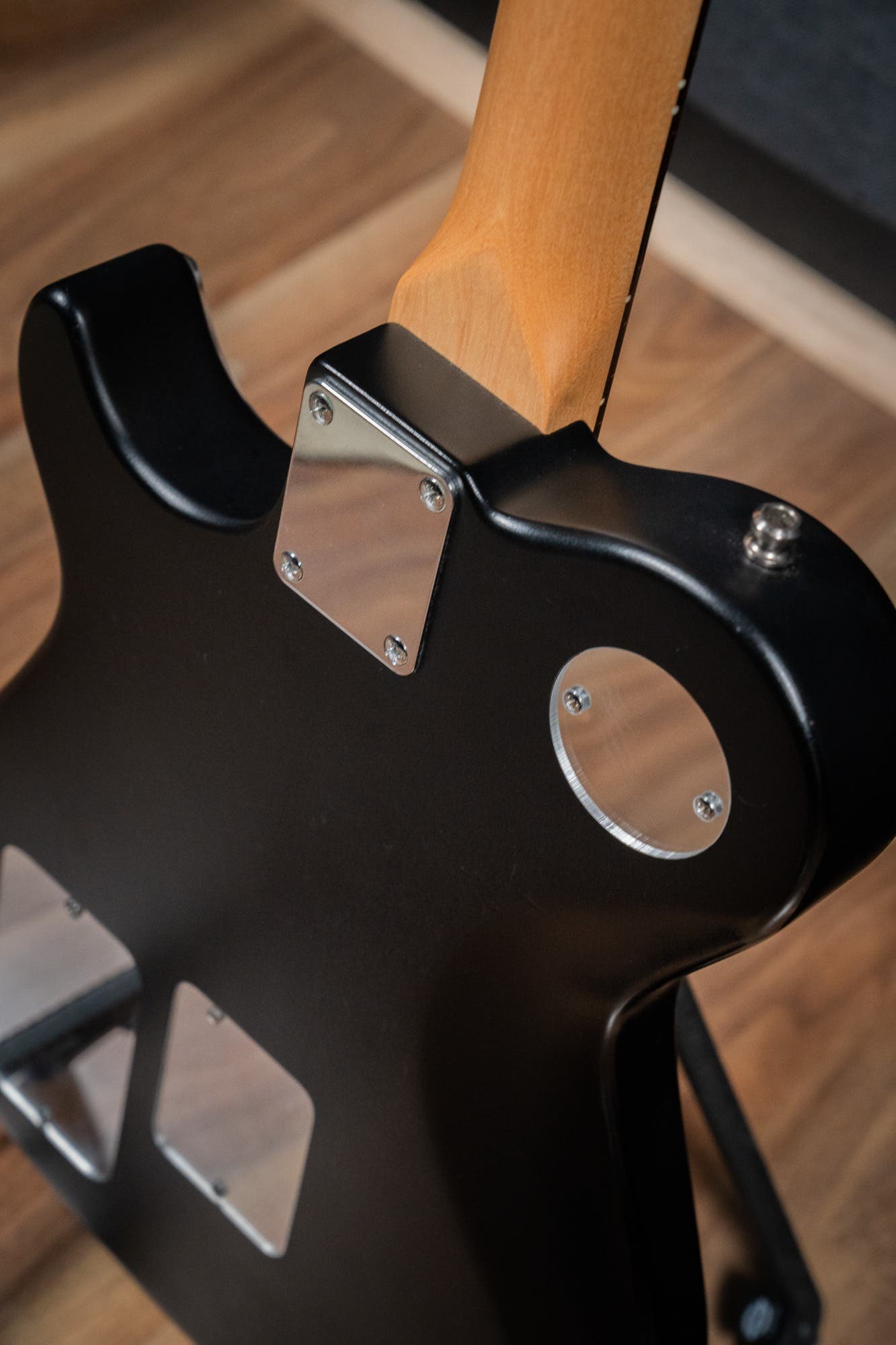 Manson Guitar Works 2011 MA-1 Guitar w/Case - Pre-Owned