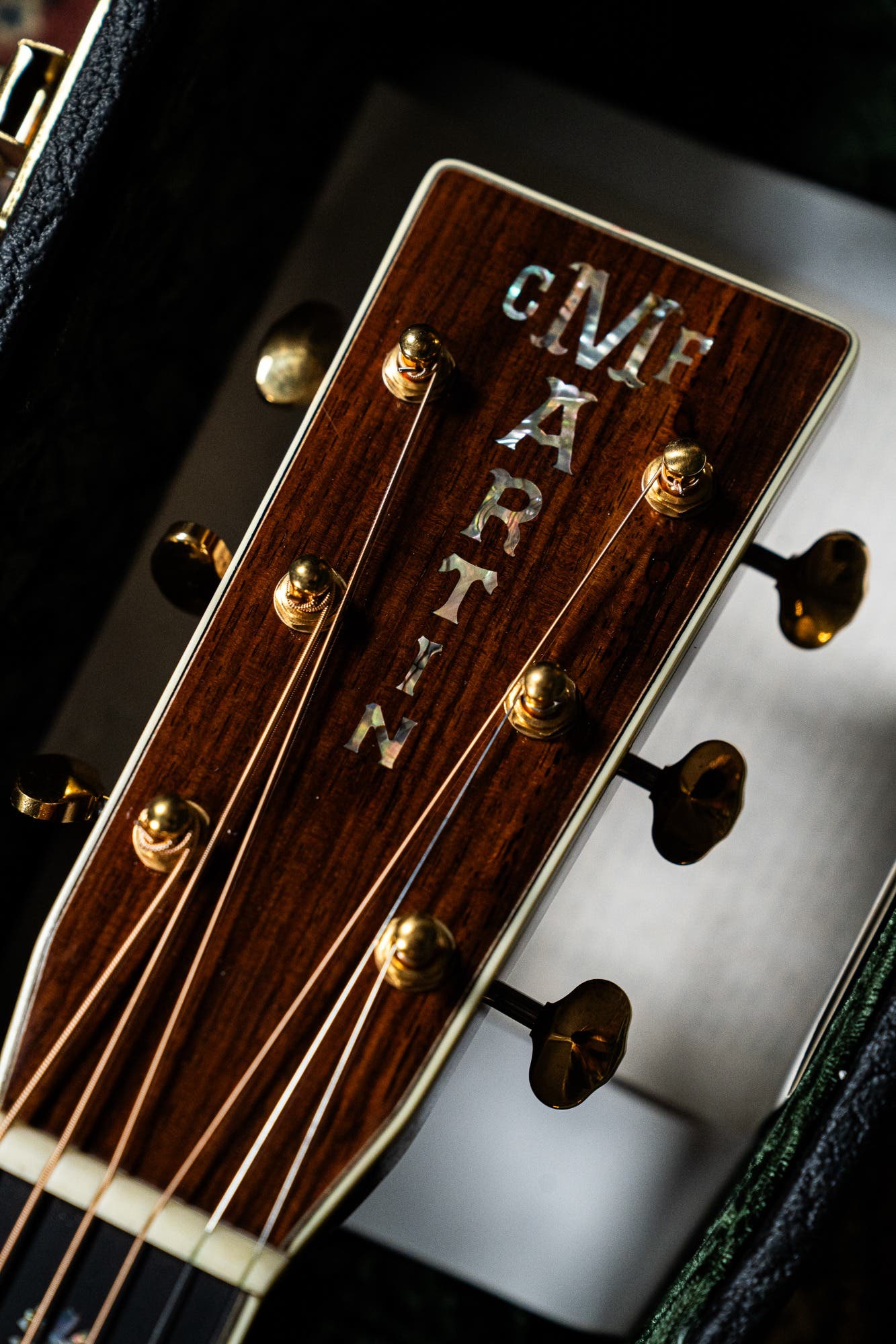 Martin D42AR Acoustic Guitar (25/30) - Pre-Owned (s/no. 944306)