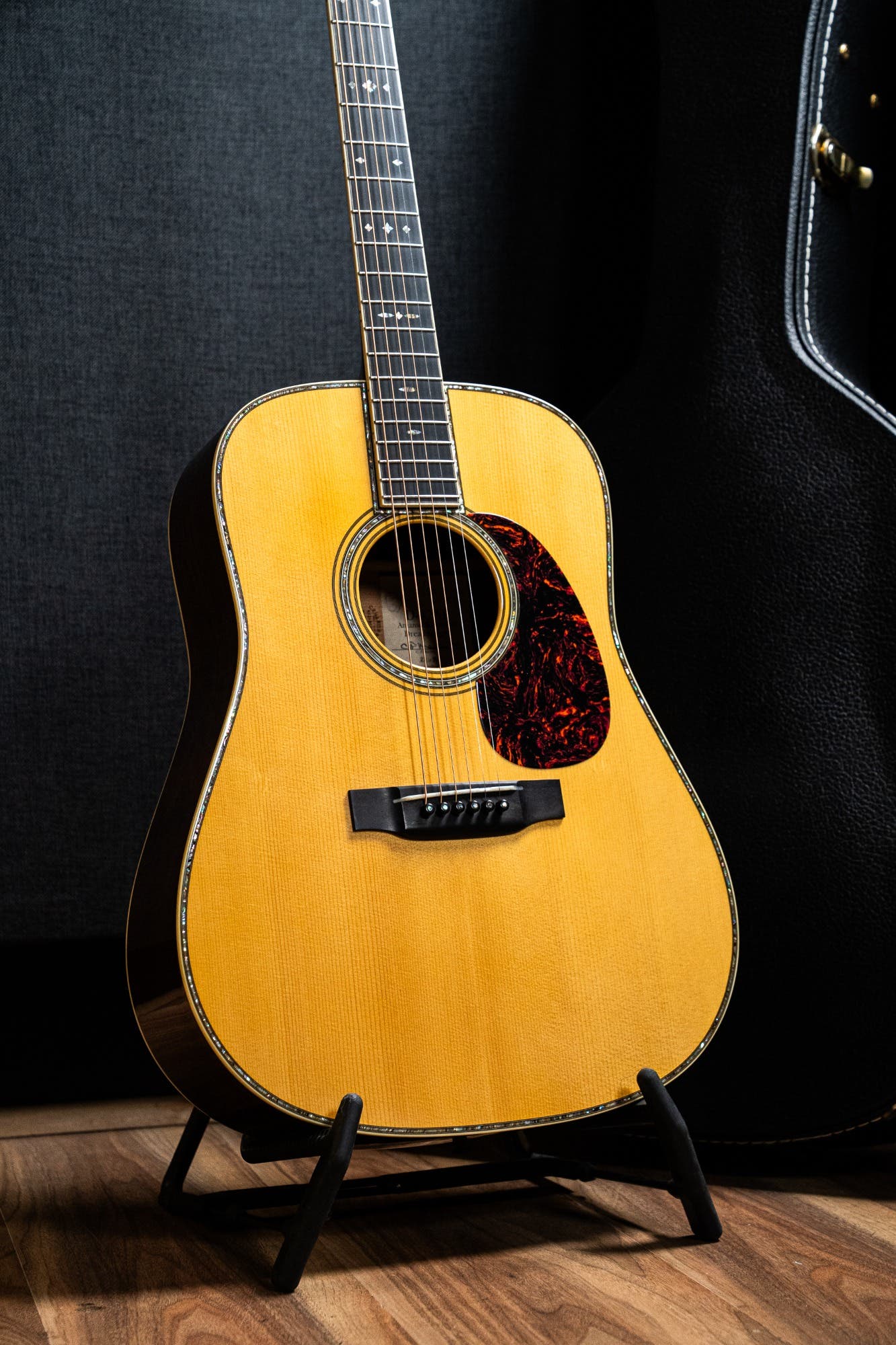 Martin D42AR Acoustic Guitar (25/30) - Pre-Owned (s/no. 944306)