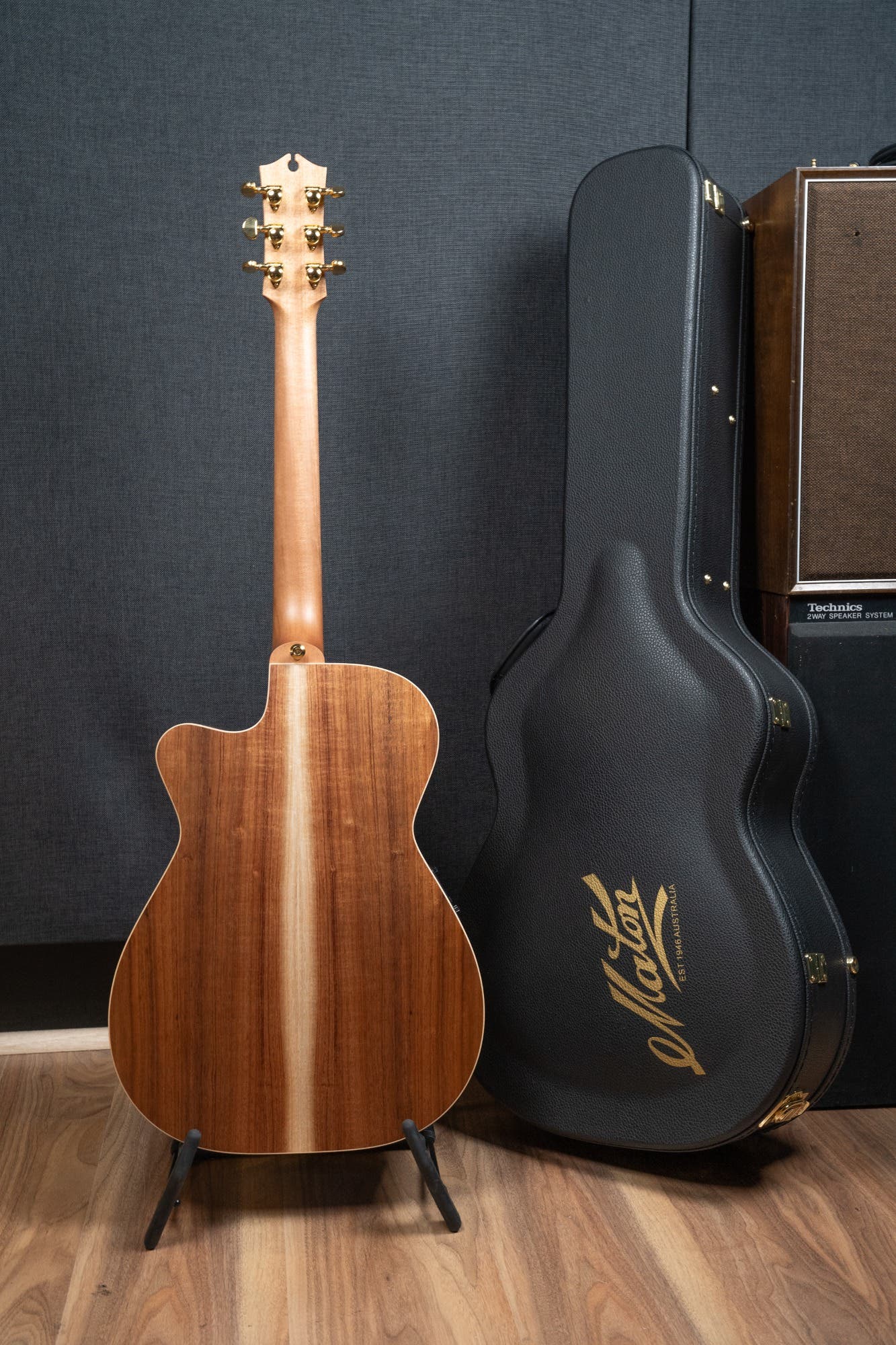 Maton EBG808C-ARTIST Acoustic Electric Guitar w/Case