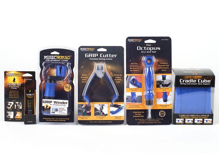Music Nomad Premium Guitar String Changing Kit