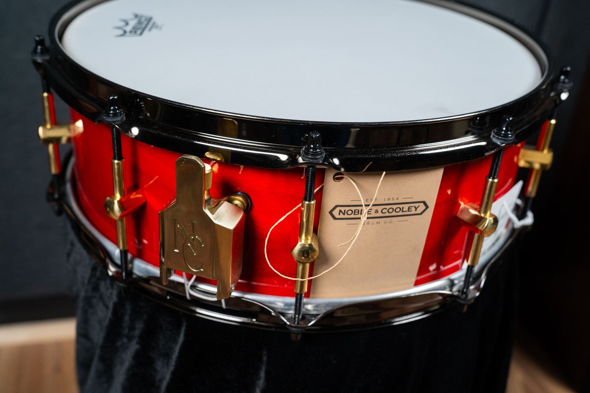 Noble and Cooley 14x5 Solid Shell Walnut Snare - Trans Red Gloss (Brass HW / Black Hoops)