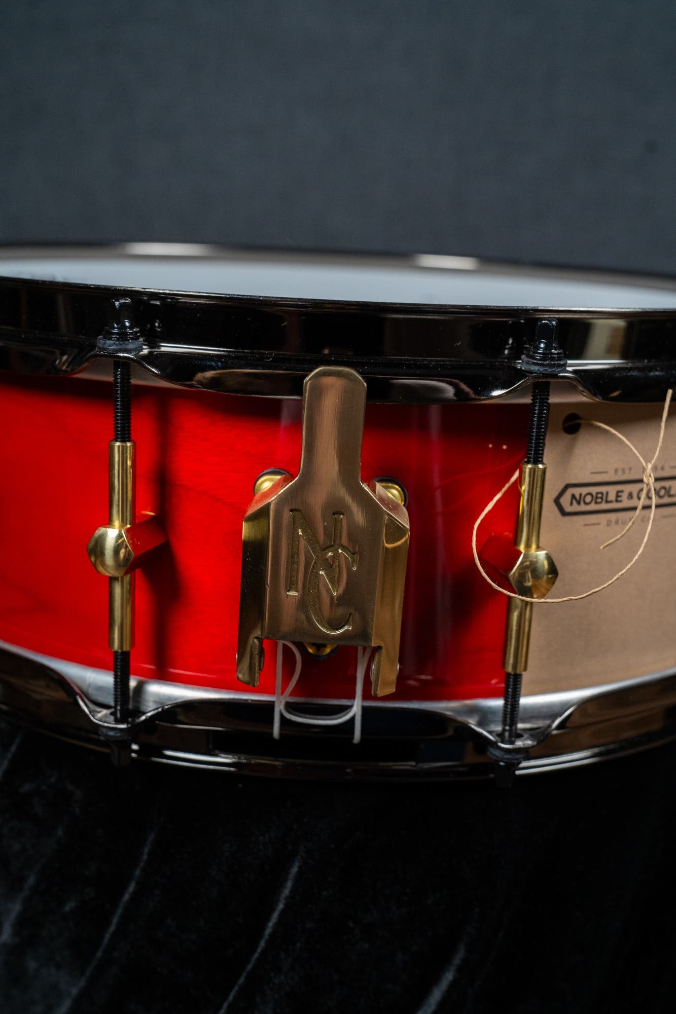 Noble and Cooley 14x5 Solid Shell Walnut Snare - Trans Red Gloss (Brass HW / Black Hoops)