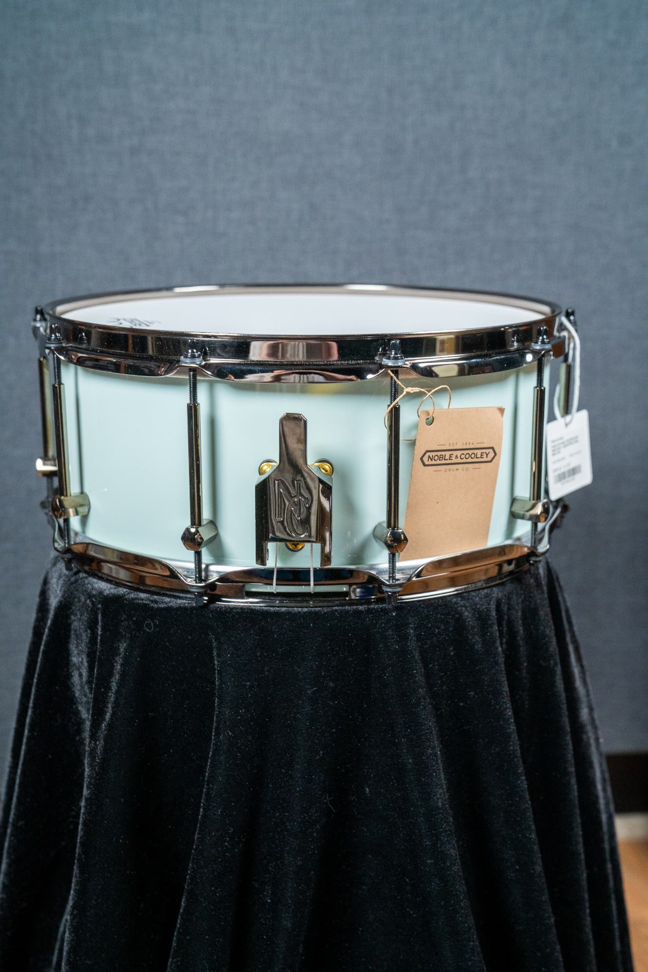 Noble and Cooley 14x6 Solid Shell Maple Snare - Eggshell Blue Gloss (Black HW)