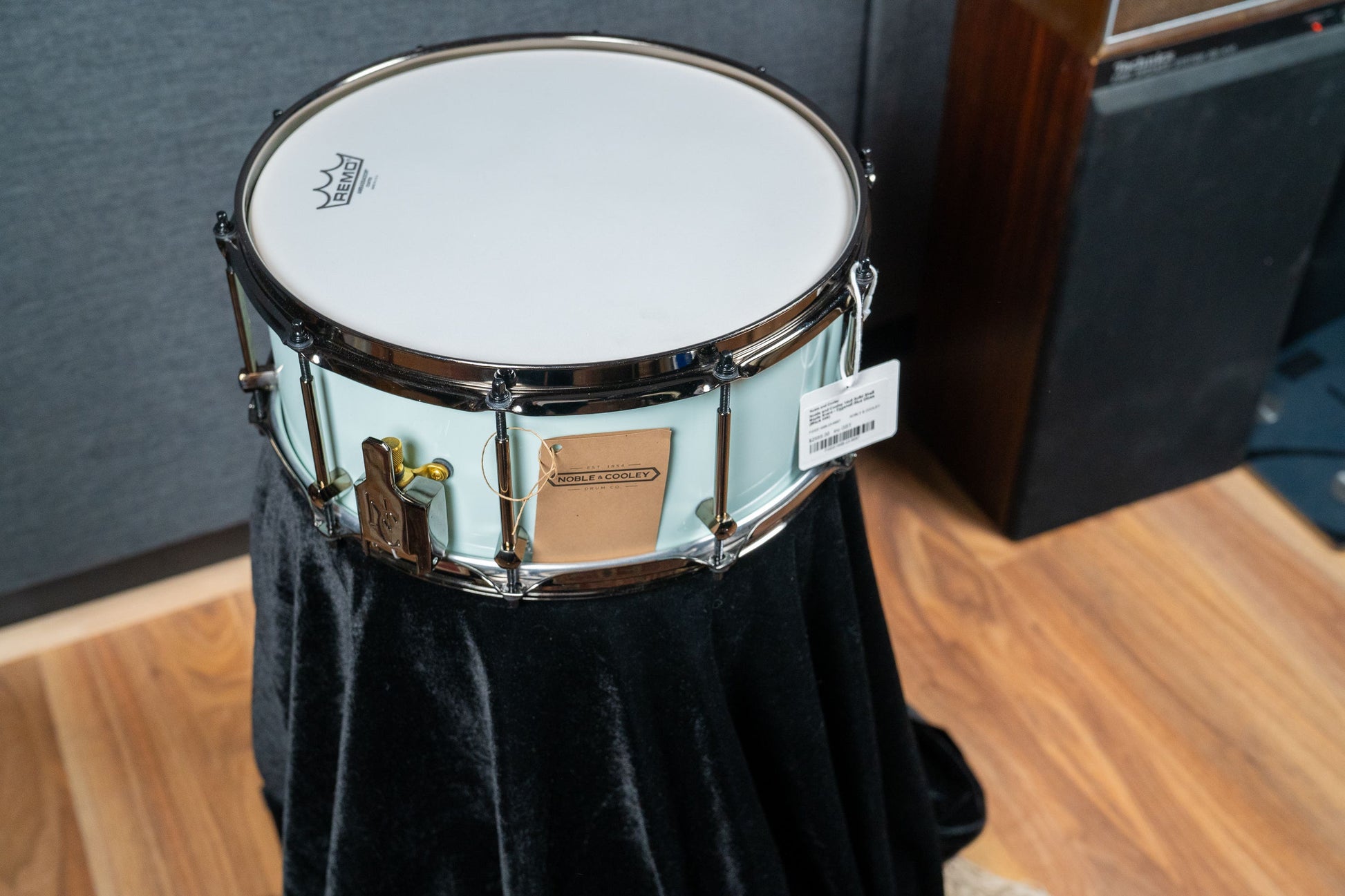 Noble and Cooley 14x6 Solid Shell Maple Snare - Eggshell Blue Gloss (Black HW)