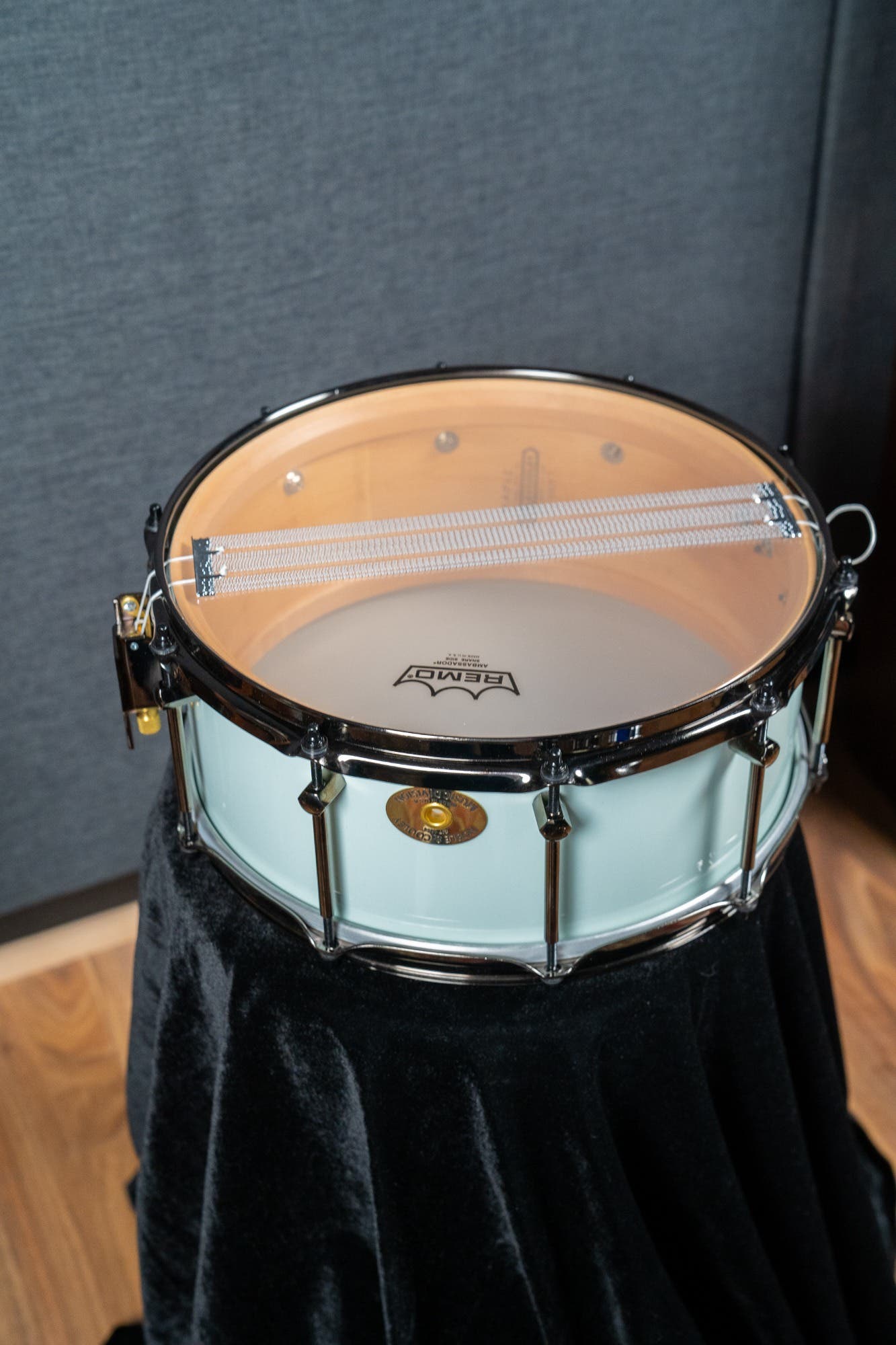 Noble and Cooley 14x6 Solid Shell Maple Snare - Eggshell Blue Gloss (Black HW)