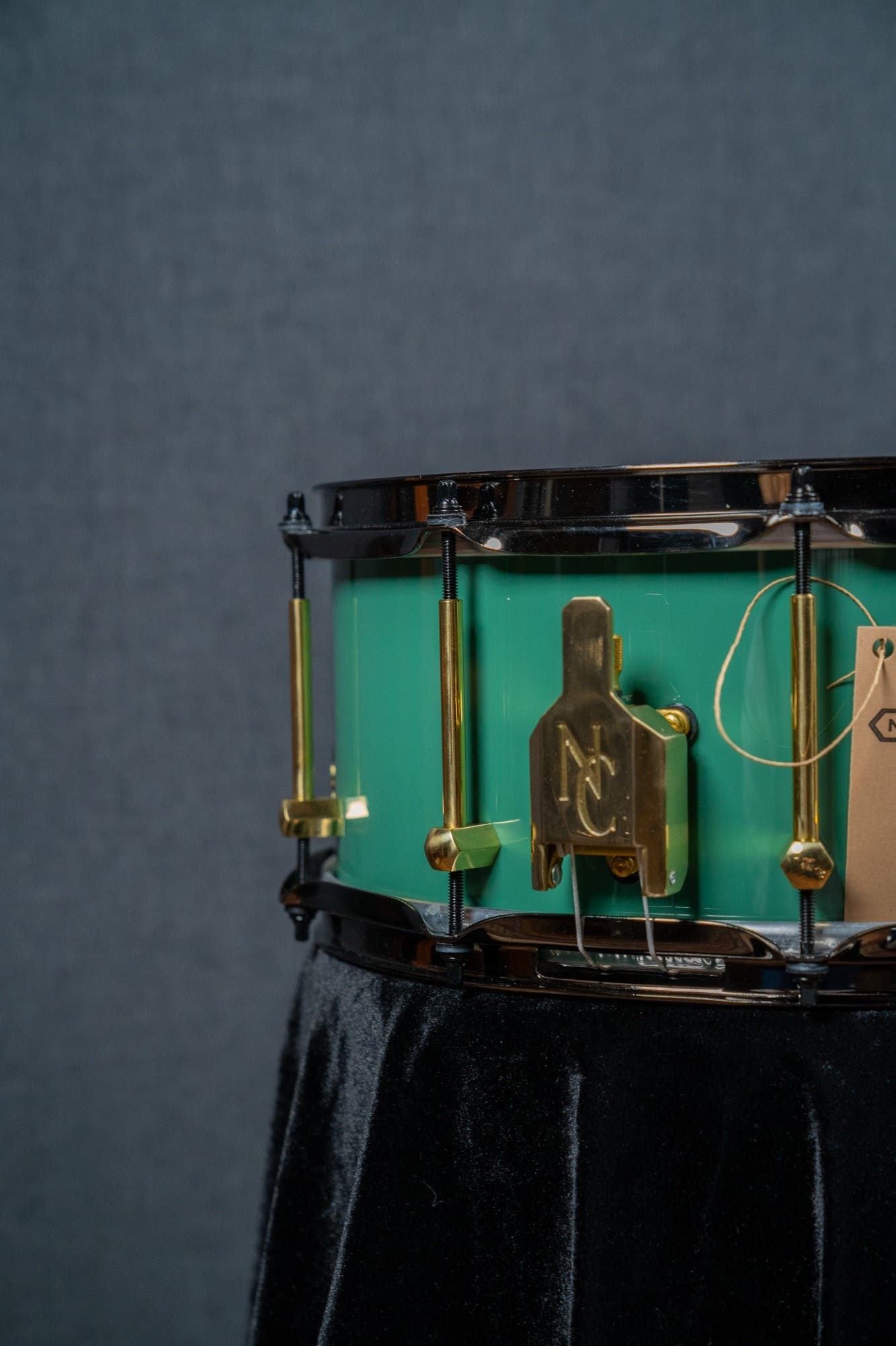 Noble and Cooley 14x6 Solid Shell Maple Snare - Green Monster Gloss (Black HW)