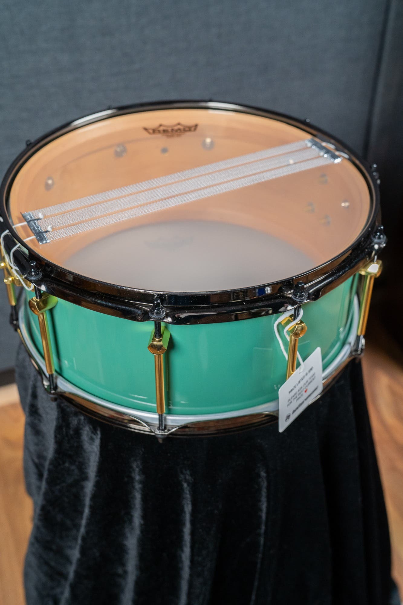 Noble and Cooley 14x6 Solid Shell Maple Snare - Green Monster Gloss (Black HW)