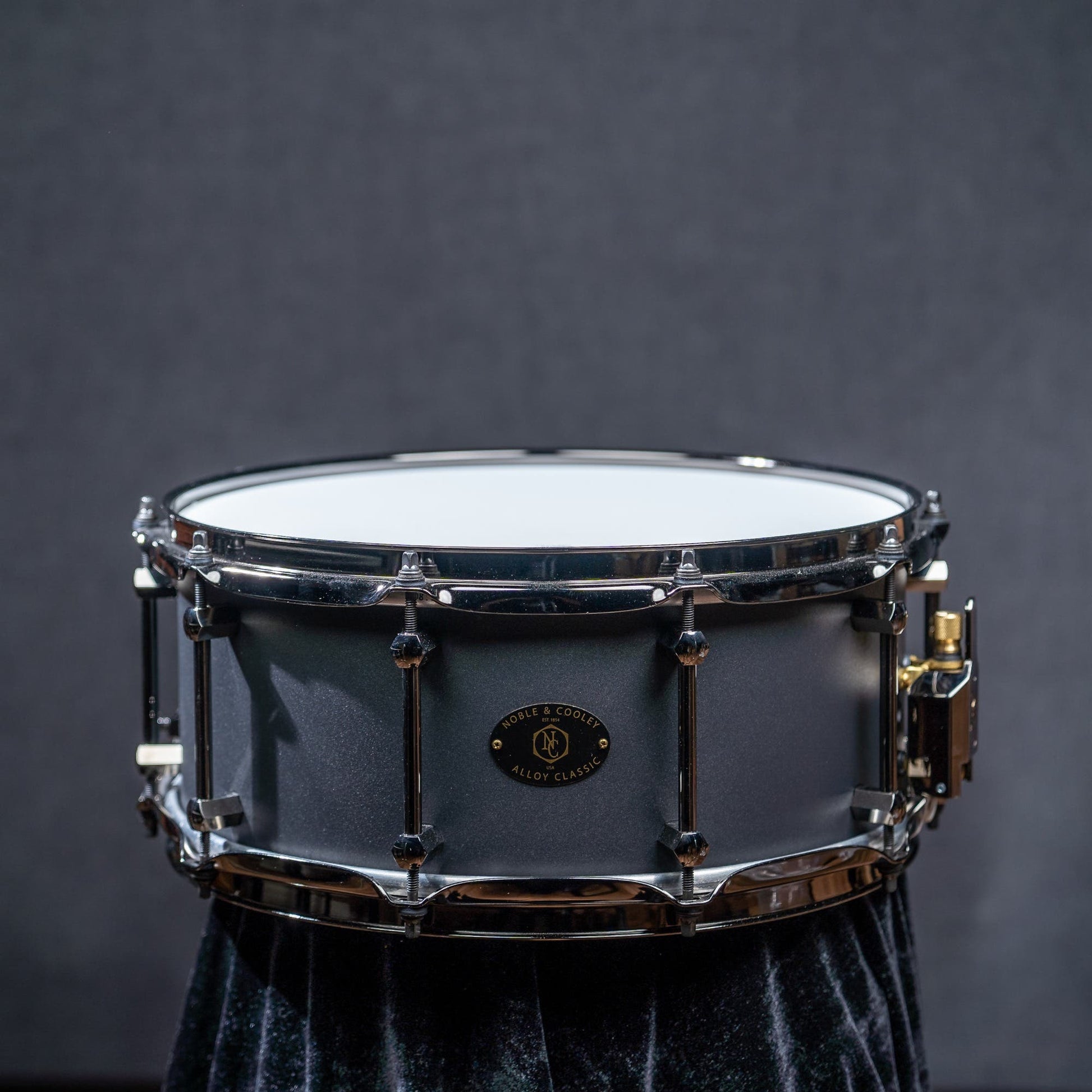 Noble and Cooley 14x6" Alloy Classic Snare - Black Brass HW / Flanged Black Hoops