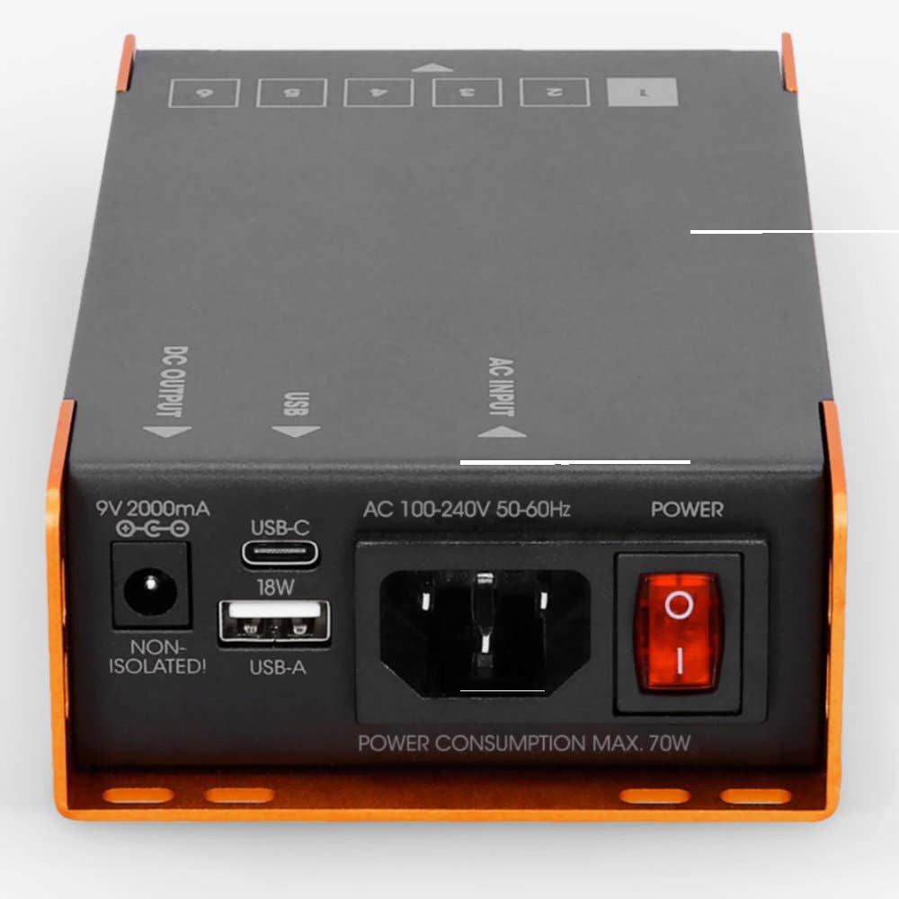 Palmer PWT 06 IEC - Universal Pedalboard Power Supply with USB