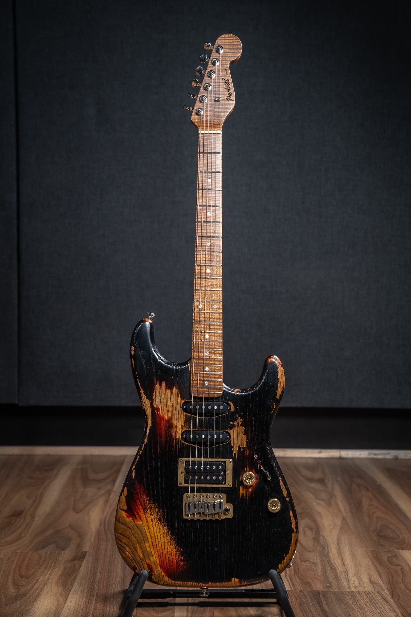Paoletti Loft Alfa HSS - Flame Maple Neck - Heavy Black over Sunburst (no guard)