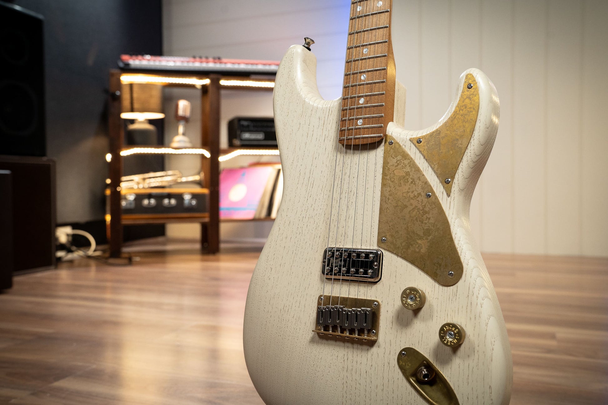 Paoletti Loft Series Alfa Hardtail w/Filtertron - Cream / Pau Ferro FB