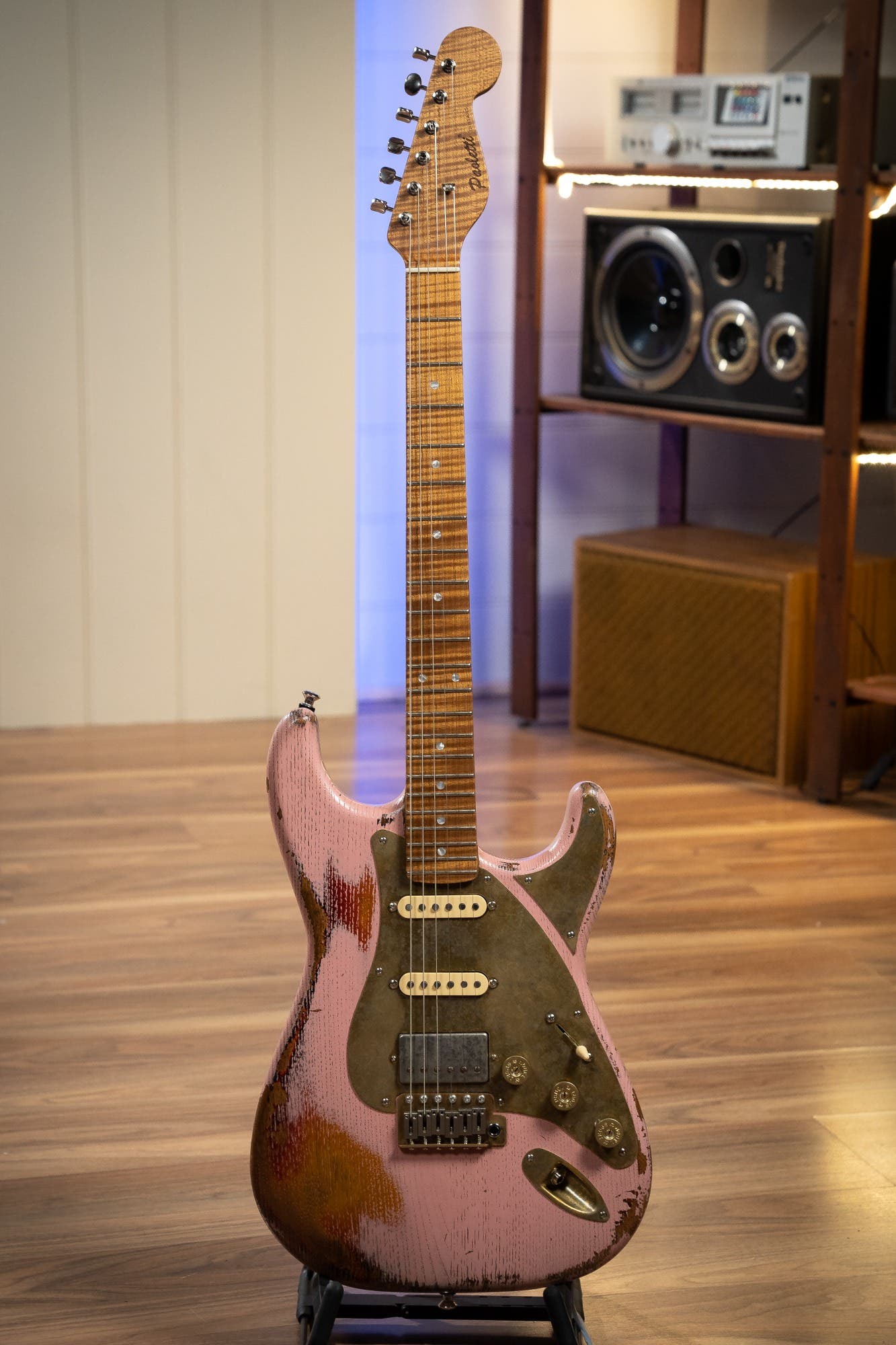 Paoletti Loft Series Alfa HSS - Heavy Pink / Curly Maple