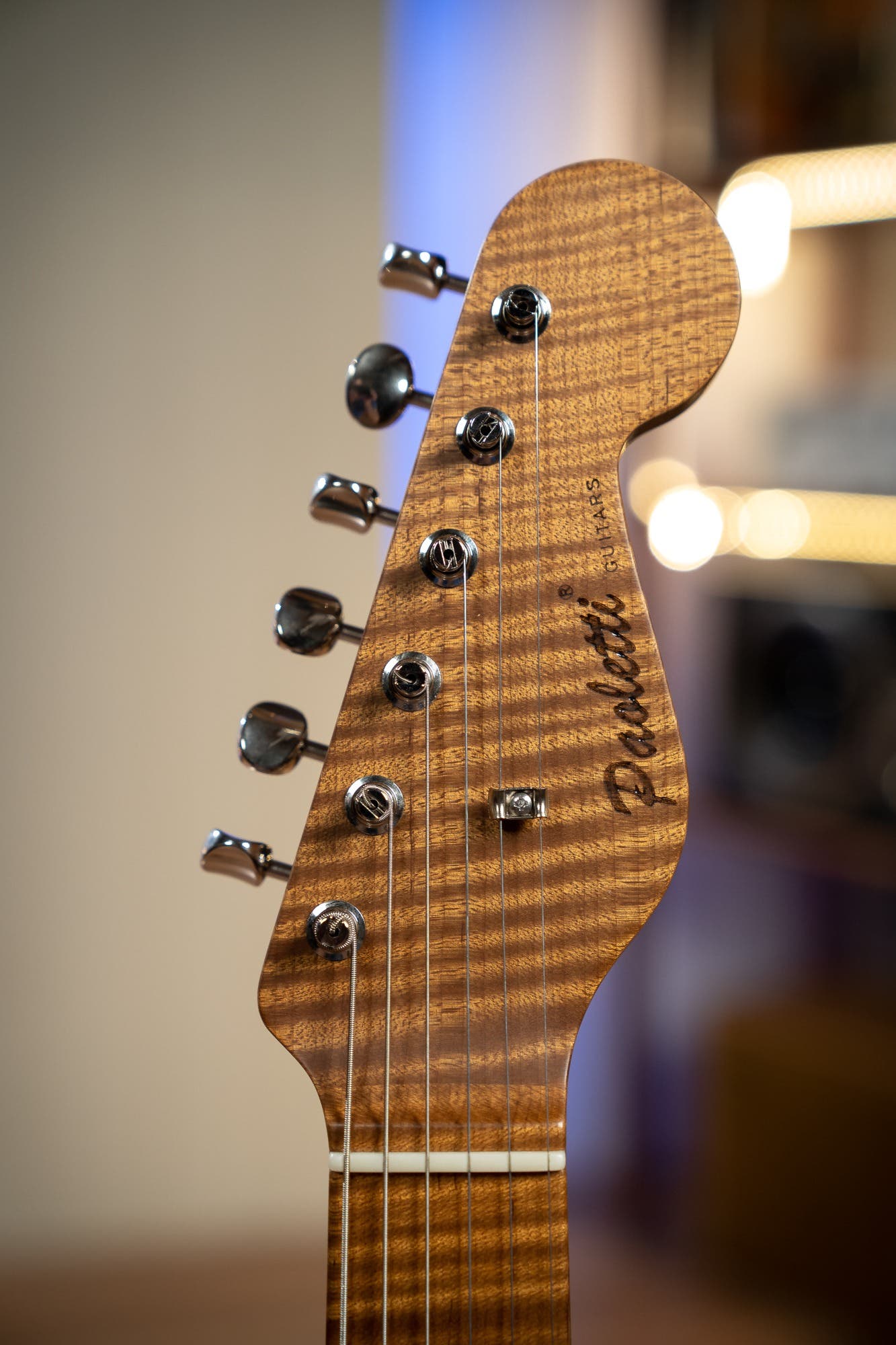 Paoletti Loft Series Alfa HSS - Heavy Pink / Curly Maple