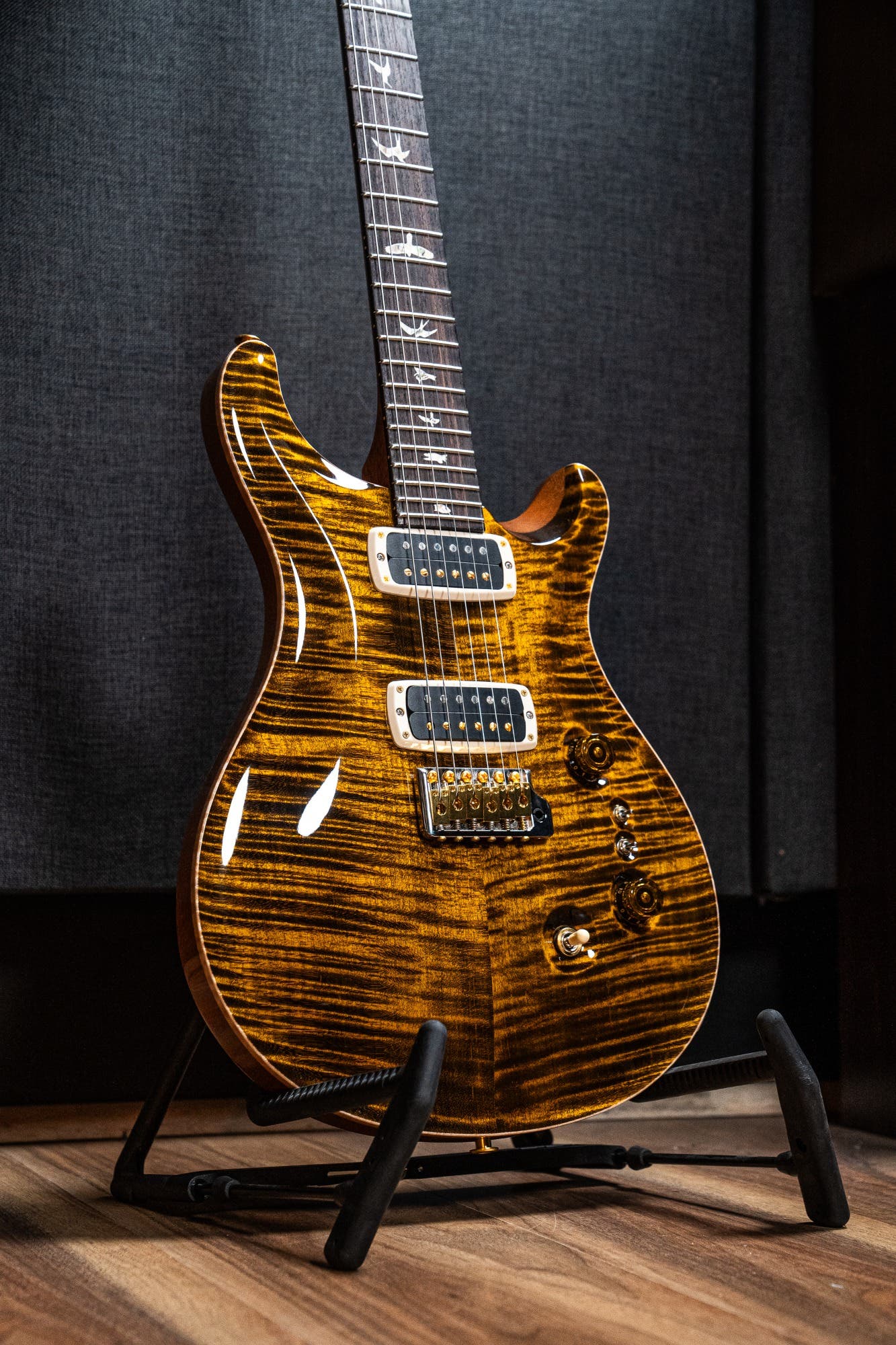 Paul Reed Smith (PRS) Custom 24-08 - Yellow Tiger - 10 Top