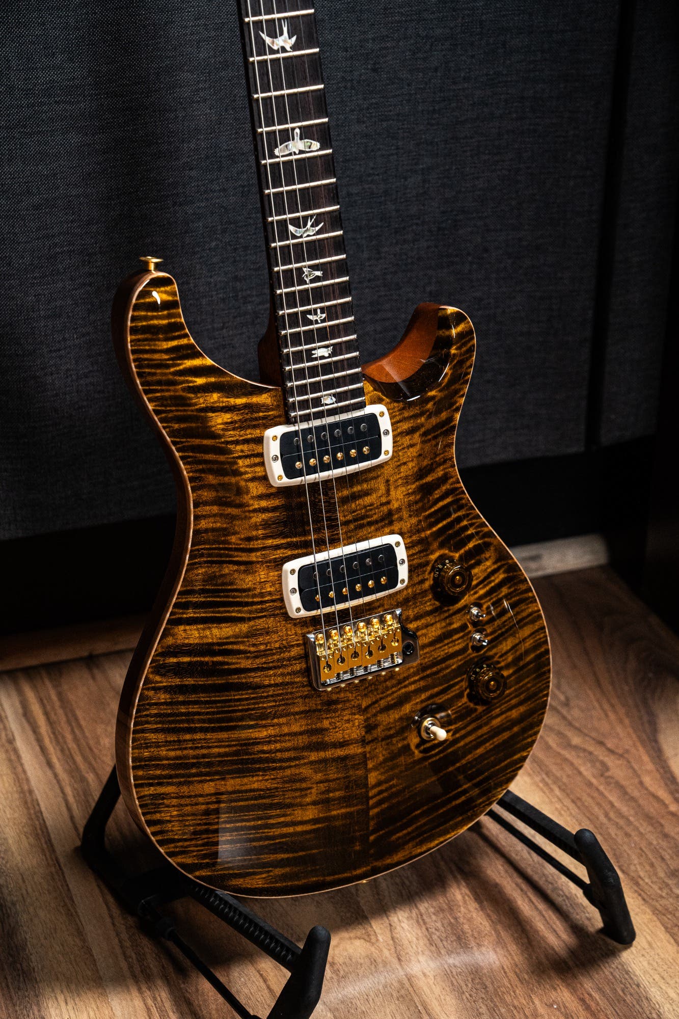 Paul Reed Smith (PRS) Custom 24-08 - Yellow Tiger - 10 Top