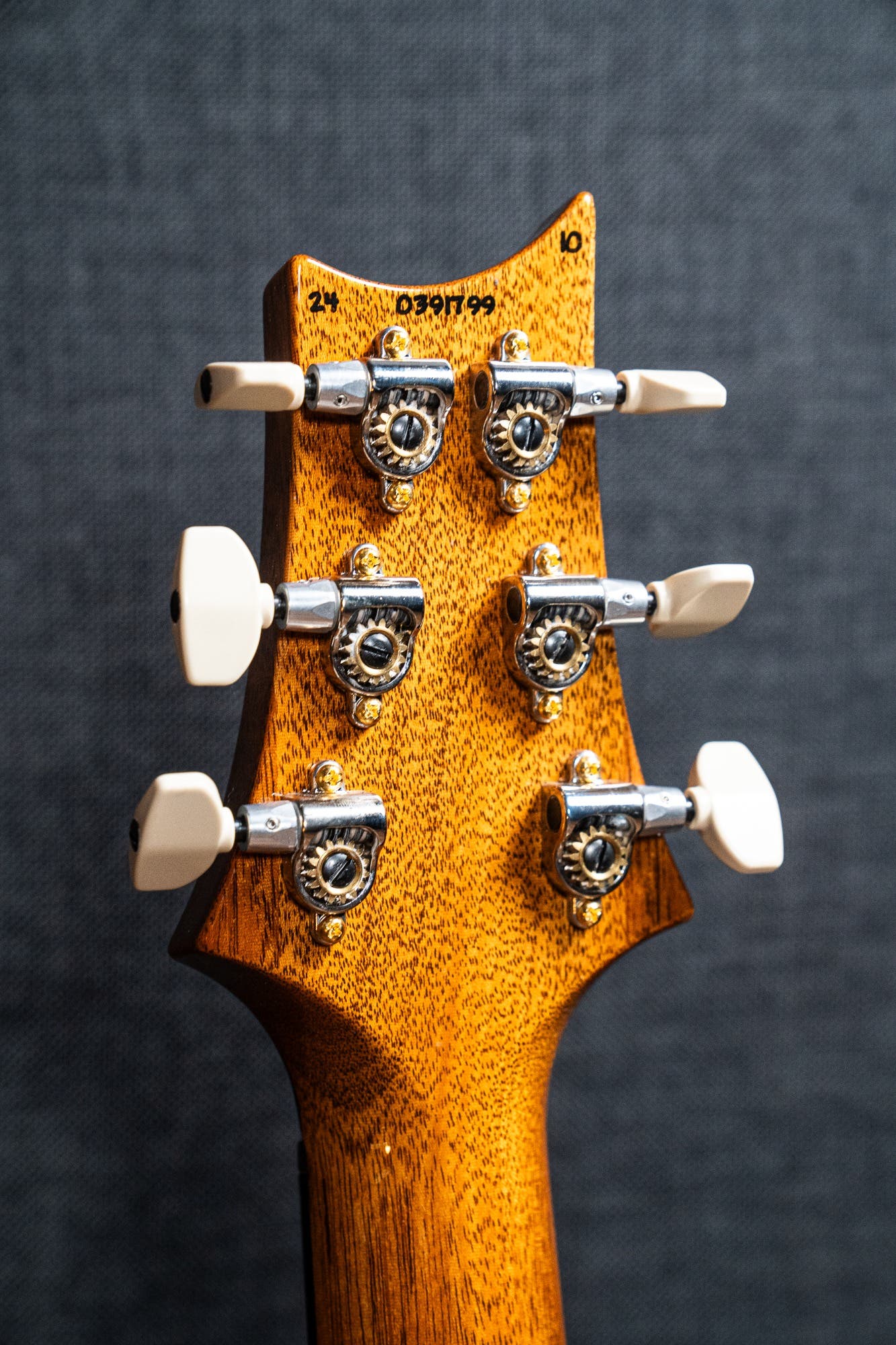 Paul Reed Smith (PRS) Custom 24-08 - Yellow Tiger - 10 Top