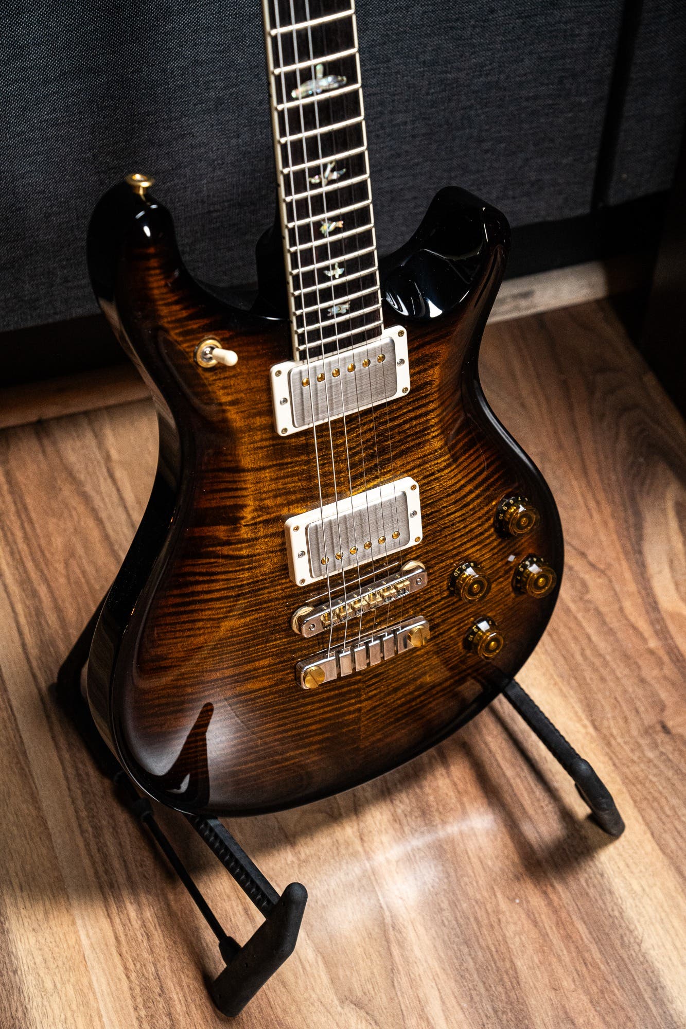 Paul Reed Smith (PRS) McCarty 594 - Black Gold Burst - 10 Top