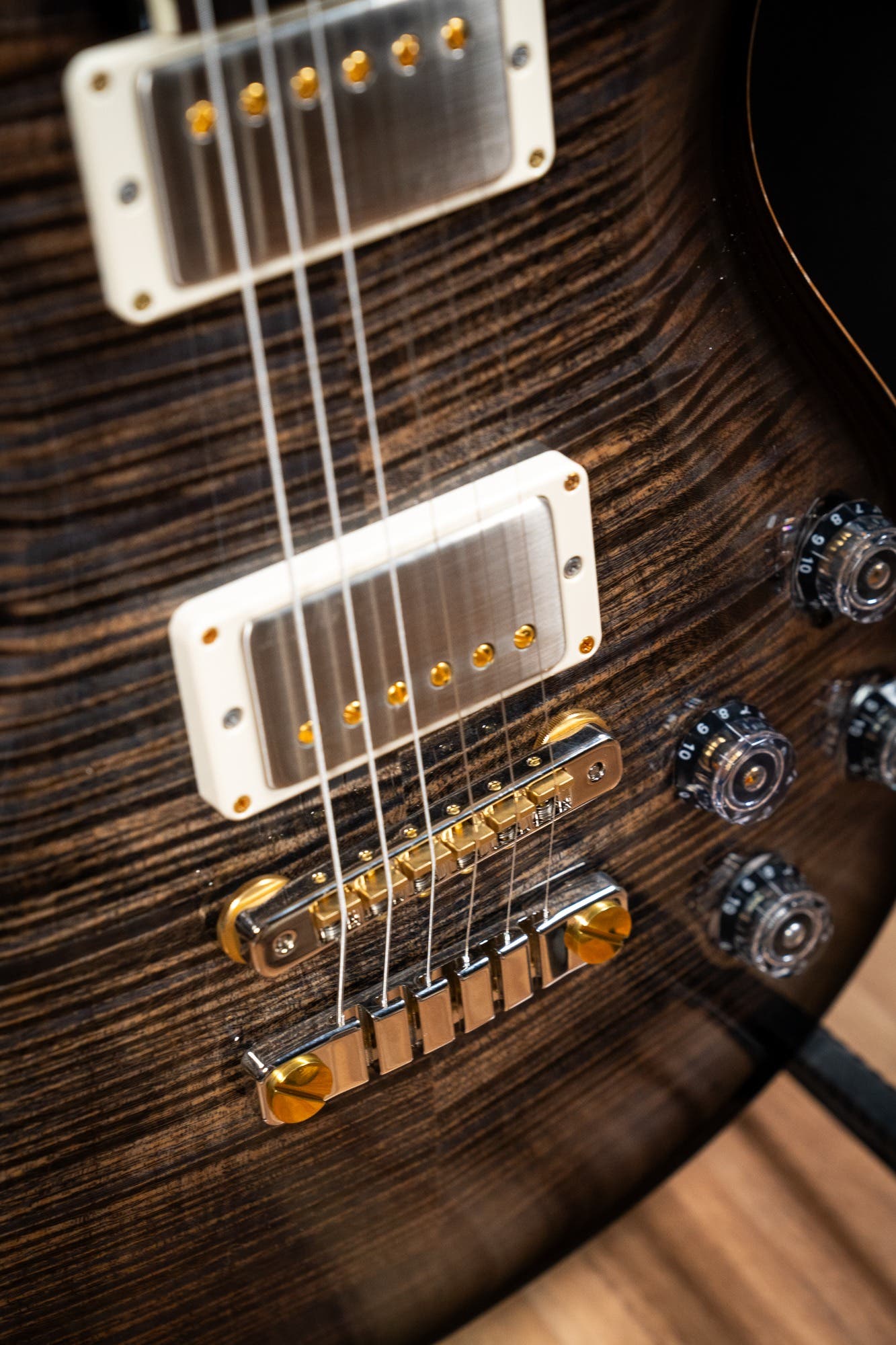 Paul Reed Smith (PRS) McCarty 594 - Charcoal Burst - 10 Top