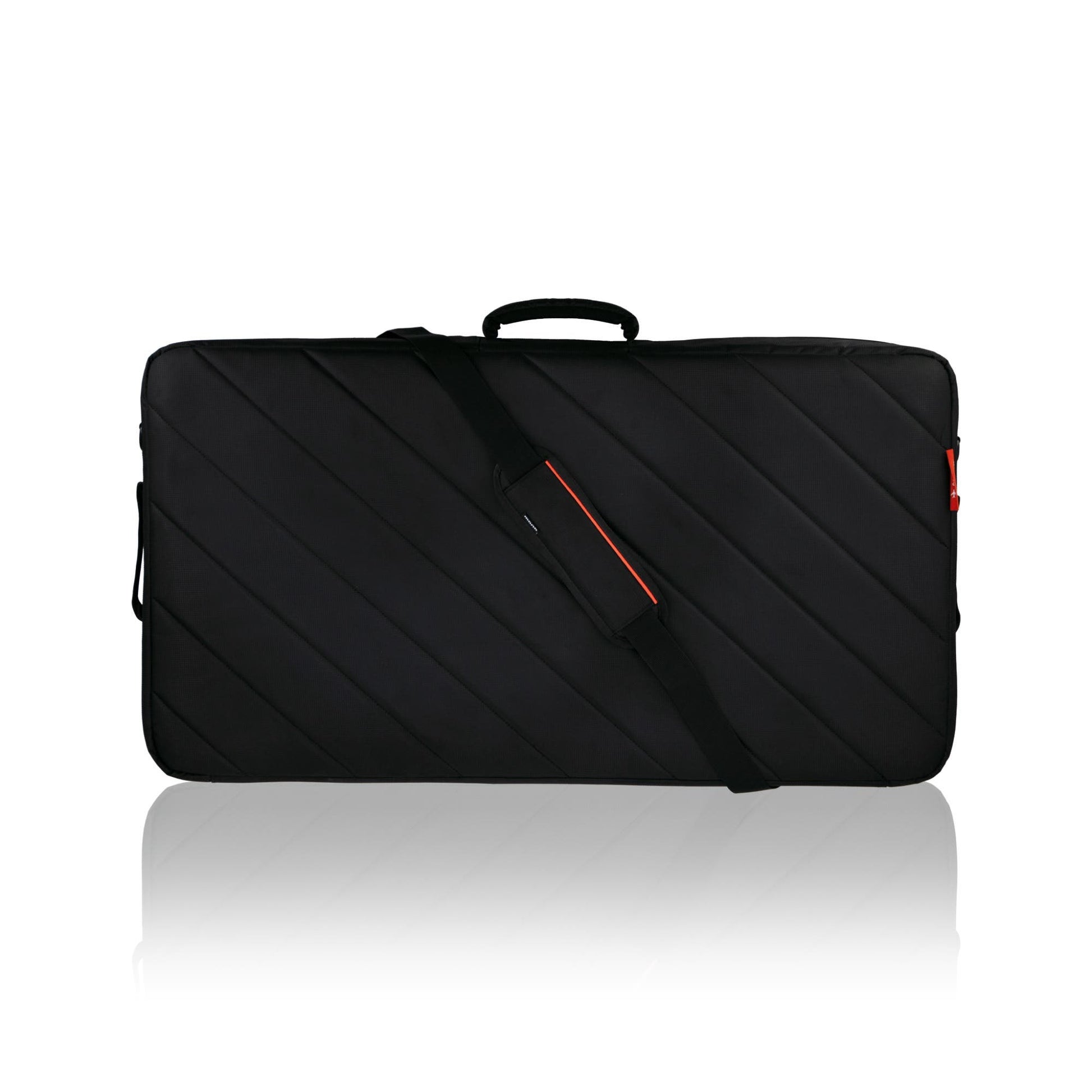 Mono Pedalboard Rail LARGE - Black + Stealth Club Accessory Case