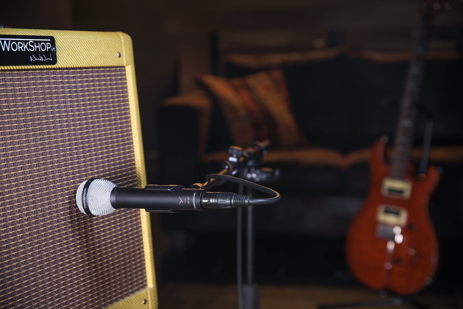 BeyerDynamic M 88 Hypercardioid Dynamic Microphone