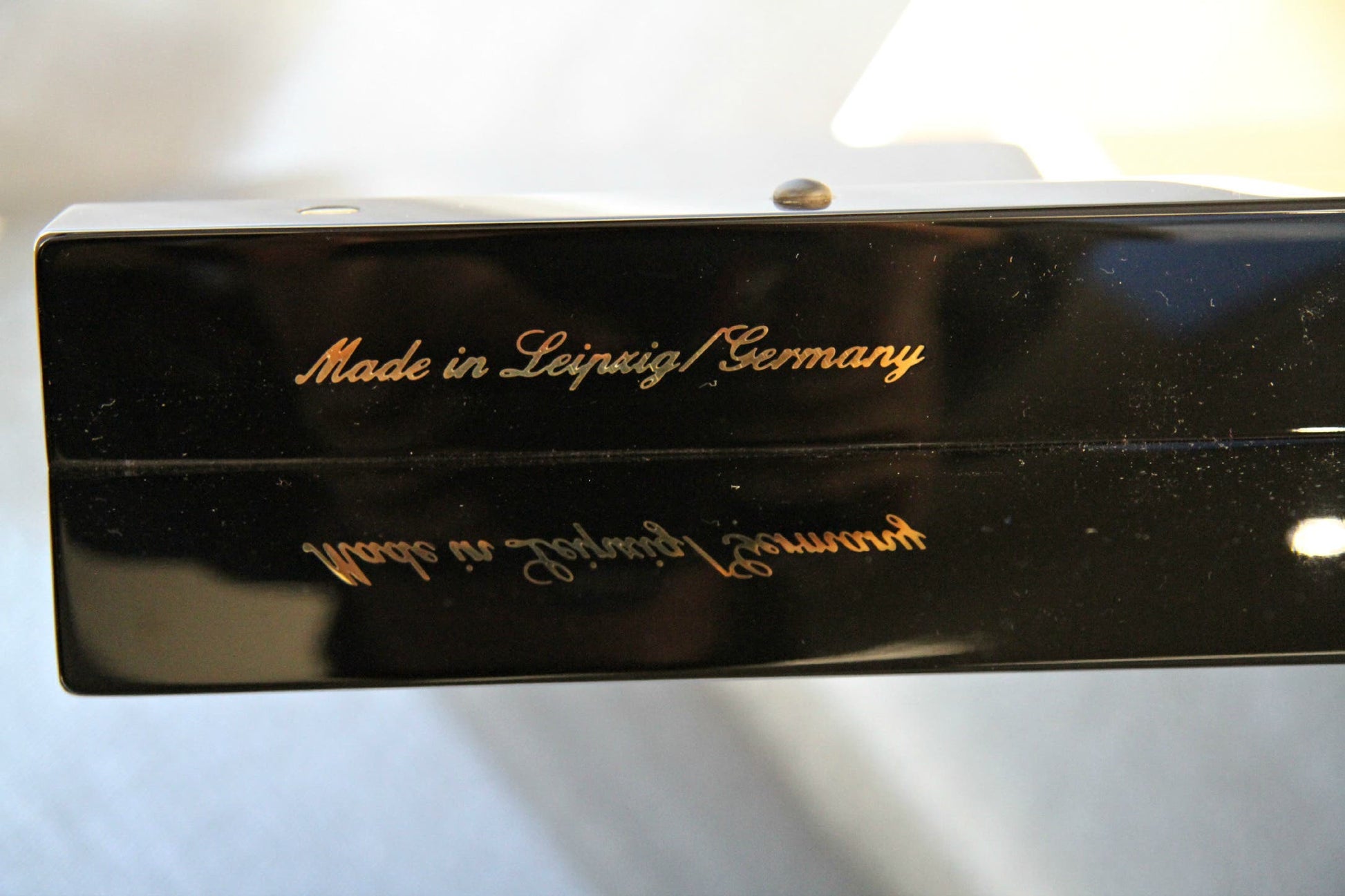 Ronisch 186K Grand Piano -  Ebony Polish