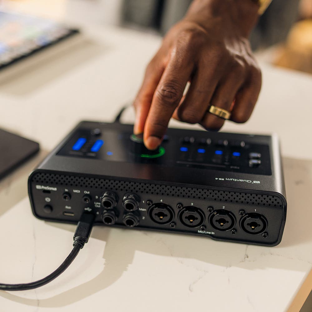 PreSonus QUANTUM ES4 Desktop Audio Interface