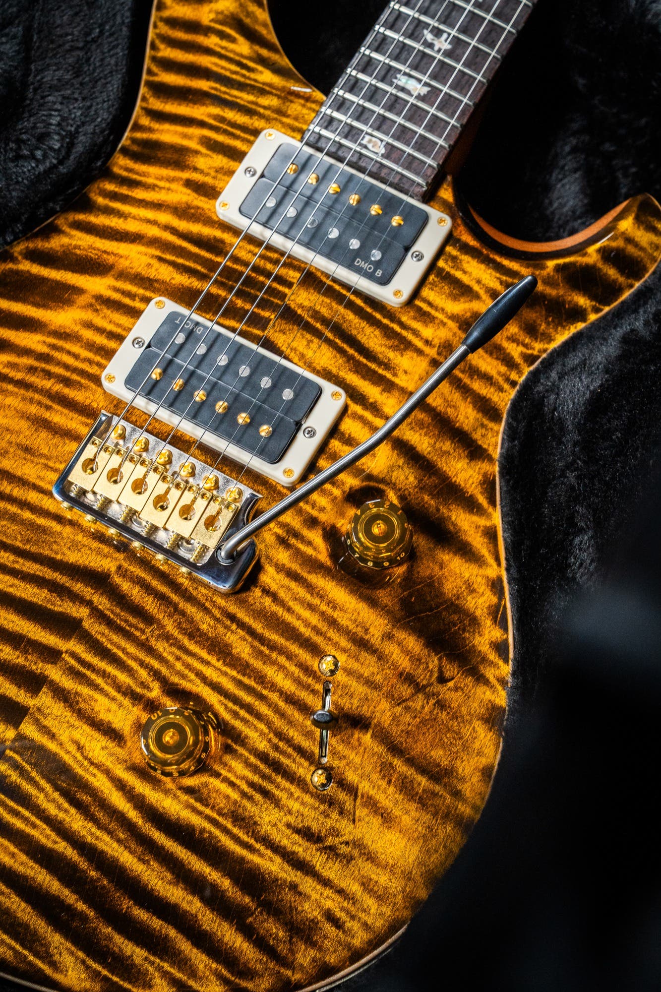 Paul Reed Smith (PRS) Custom 24 w/Pattern Thin Neck - Yellow Tiger - 10 Top