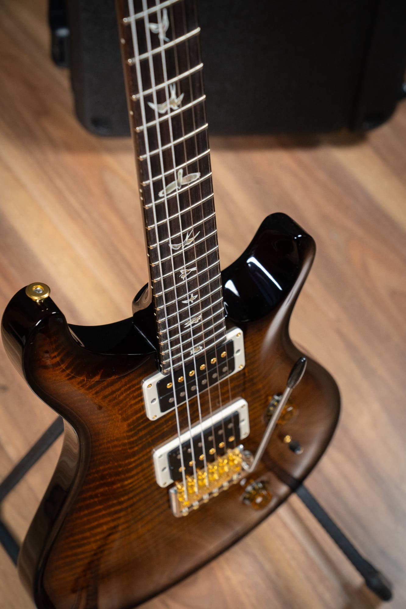 Paul Reed Smith (PRS) Custom 24 w/Pattern Thin Neck - Black Gold Burst - 10 Top