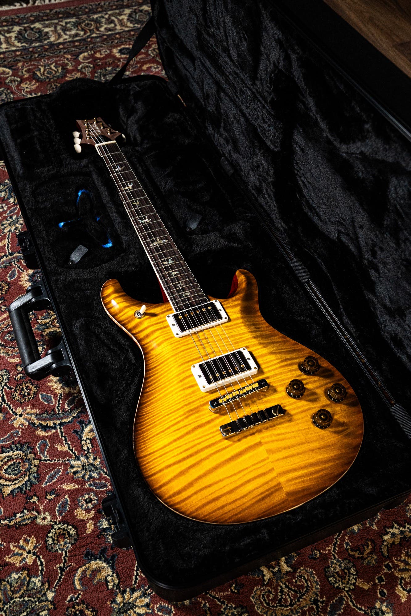 Paul Reed Smith (PRS) McCarty 594 - McCarty Sunburst - 10 Top