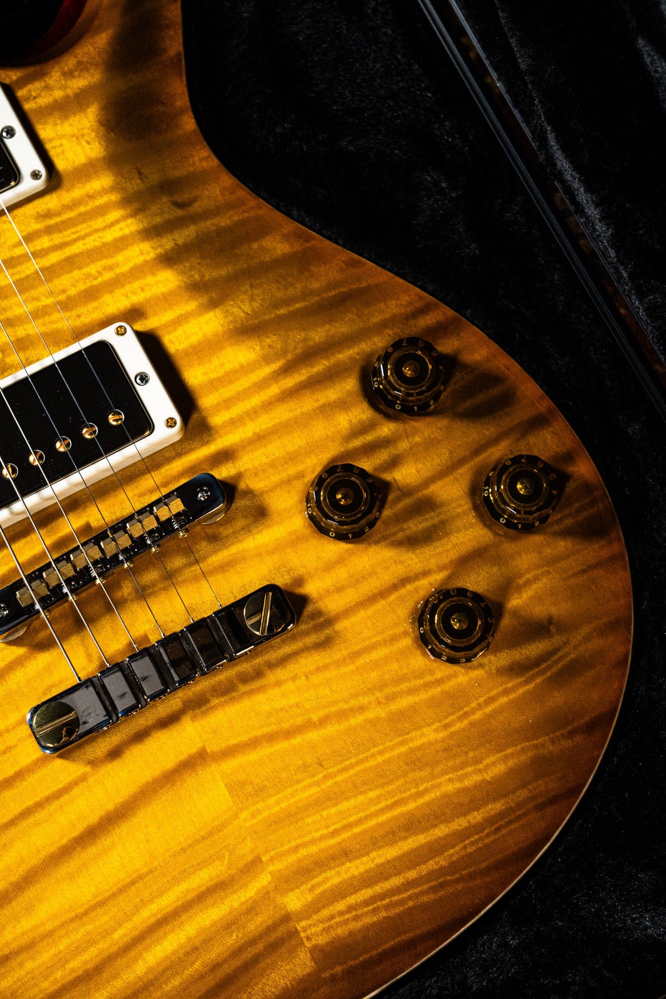 Paul Reed Smith (PRS) McCarty 594 - McCarty Sunburst - 10 Top