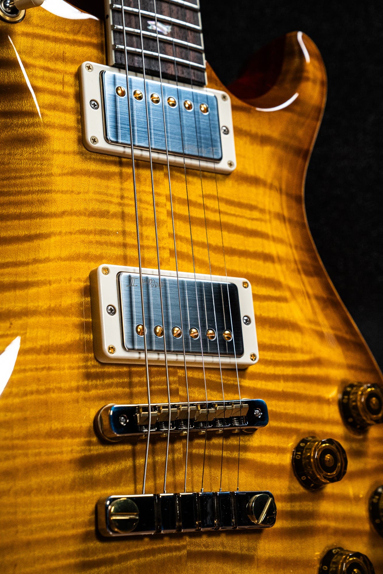 Paul Reed Smith (PRS) McCarty 594 - McCarty Sunburst - 10 Top