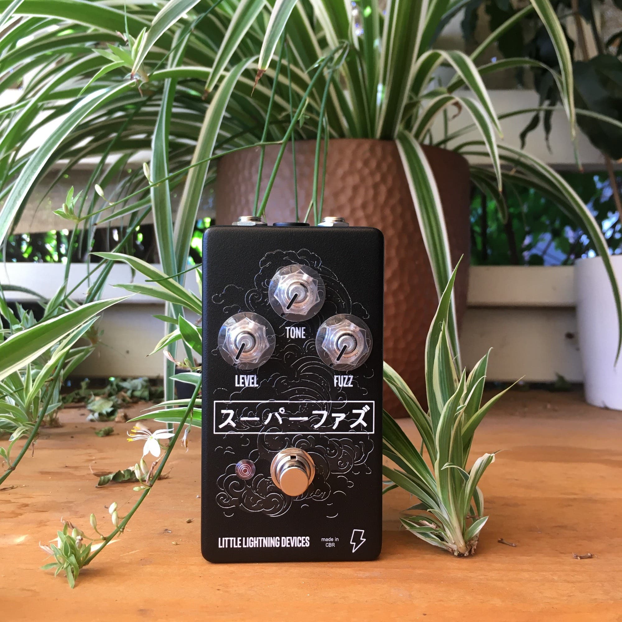 japanese fuzz pedal Little Lightning Devices SUPER FUZZ Pedal - Clouds / JPN