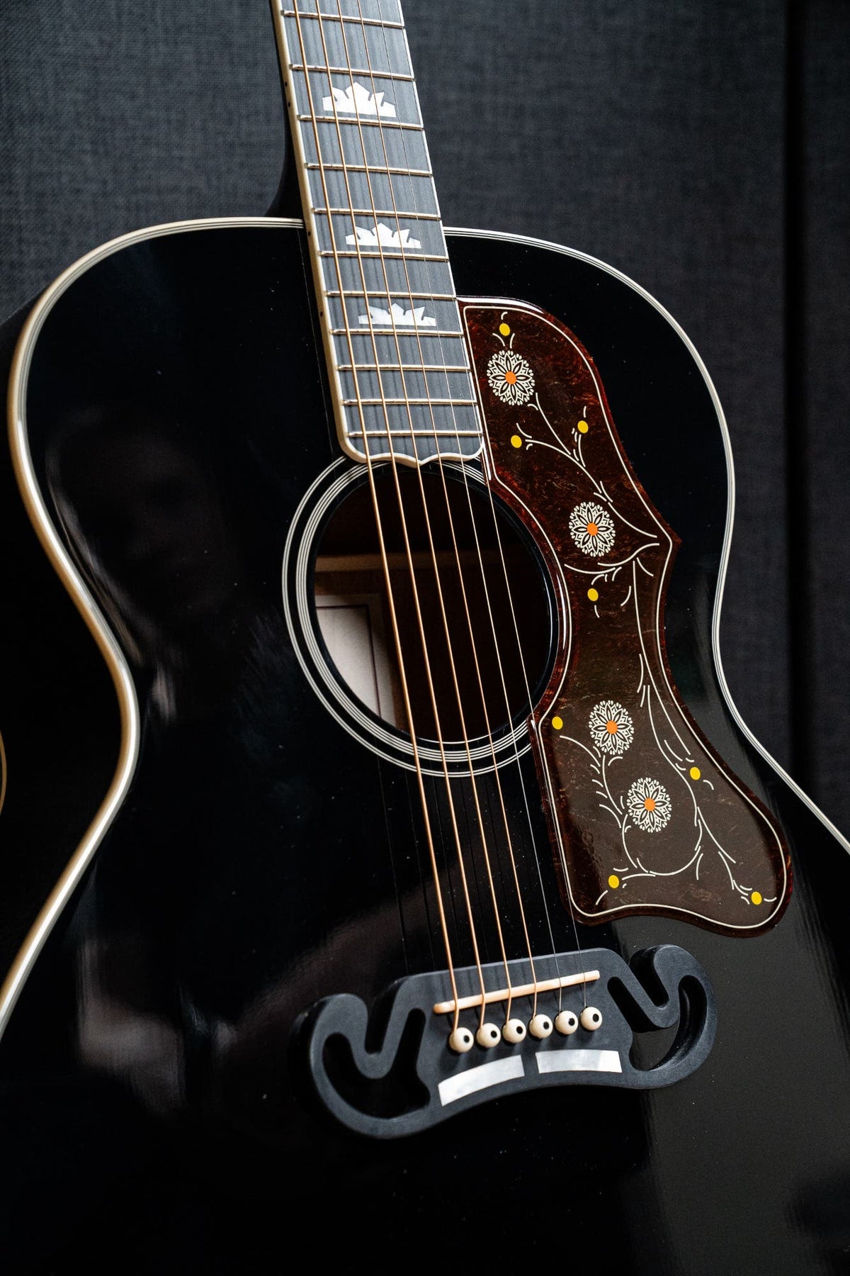 Sigma GJM-SG200BK Jumbo Acoustic Guitar - Black