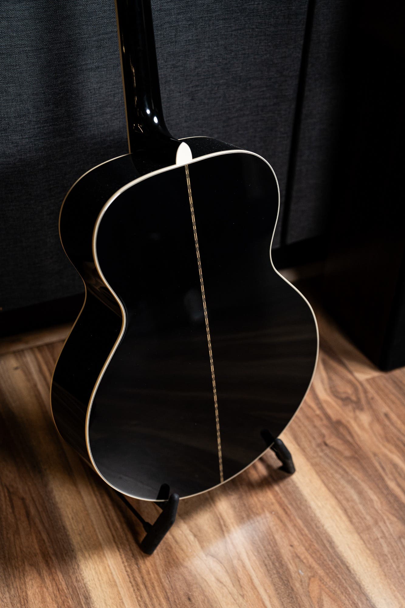 Sigma GJM-SG200BK Jumbo Acoustic Guitar - Black