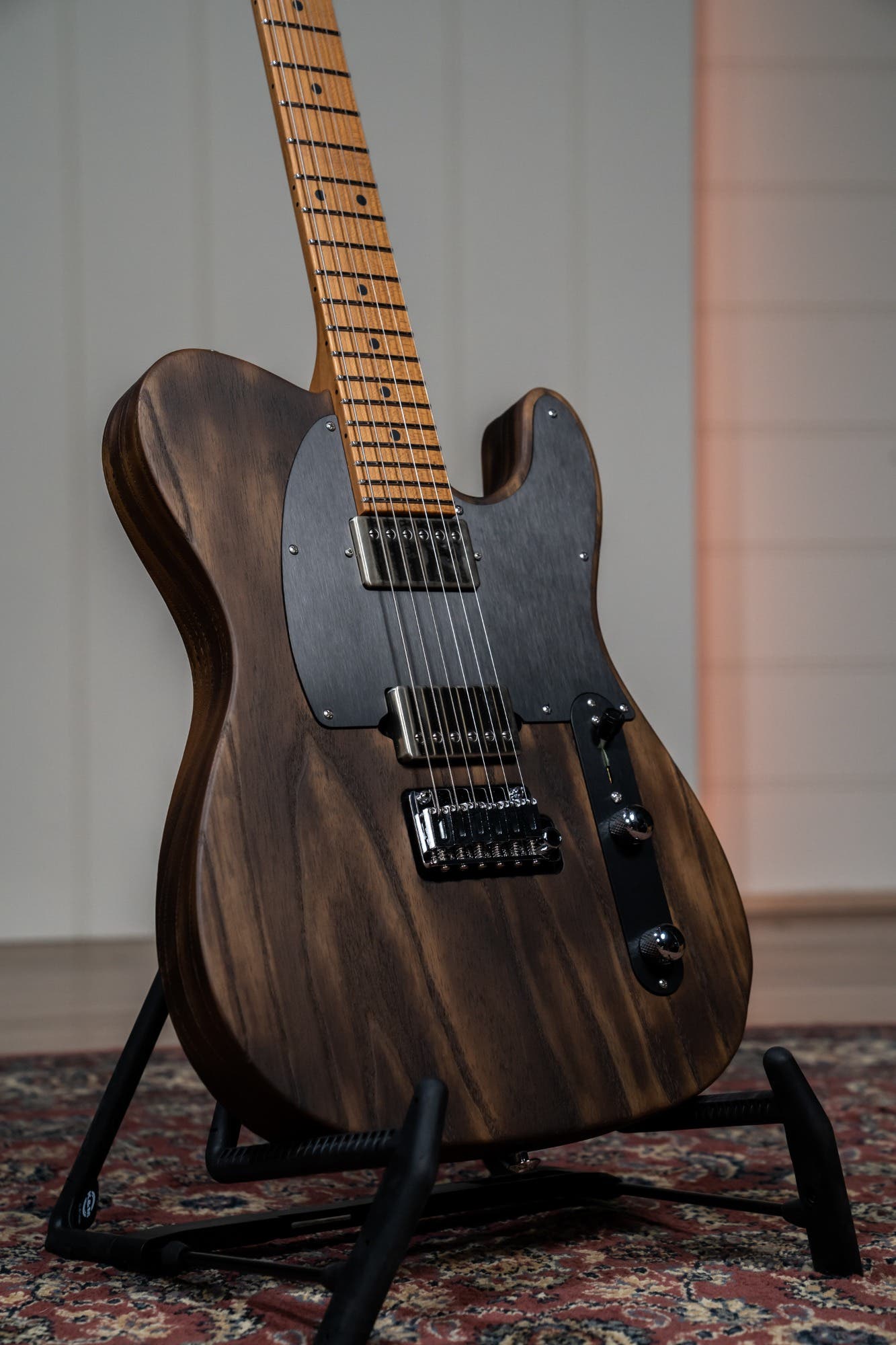 Suhr Andy Wood Signature Modern T HH - Whiskey Barrel (510 Tremolo)