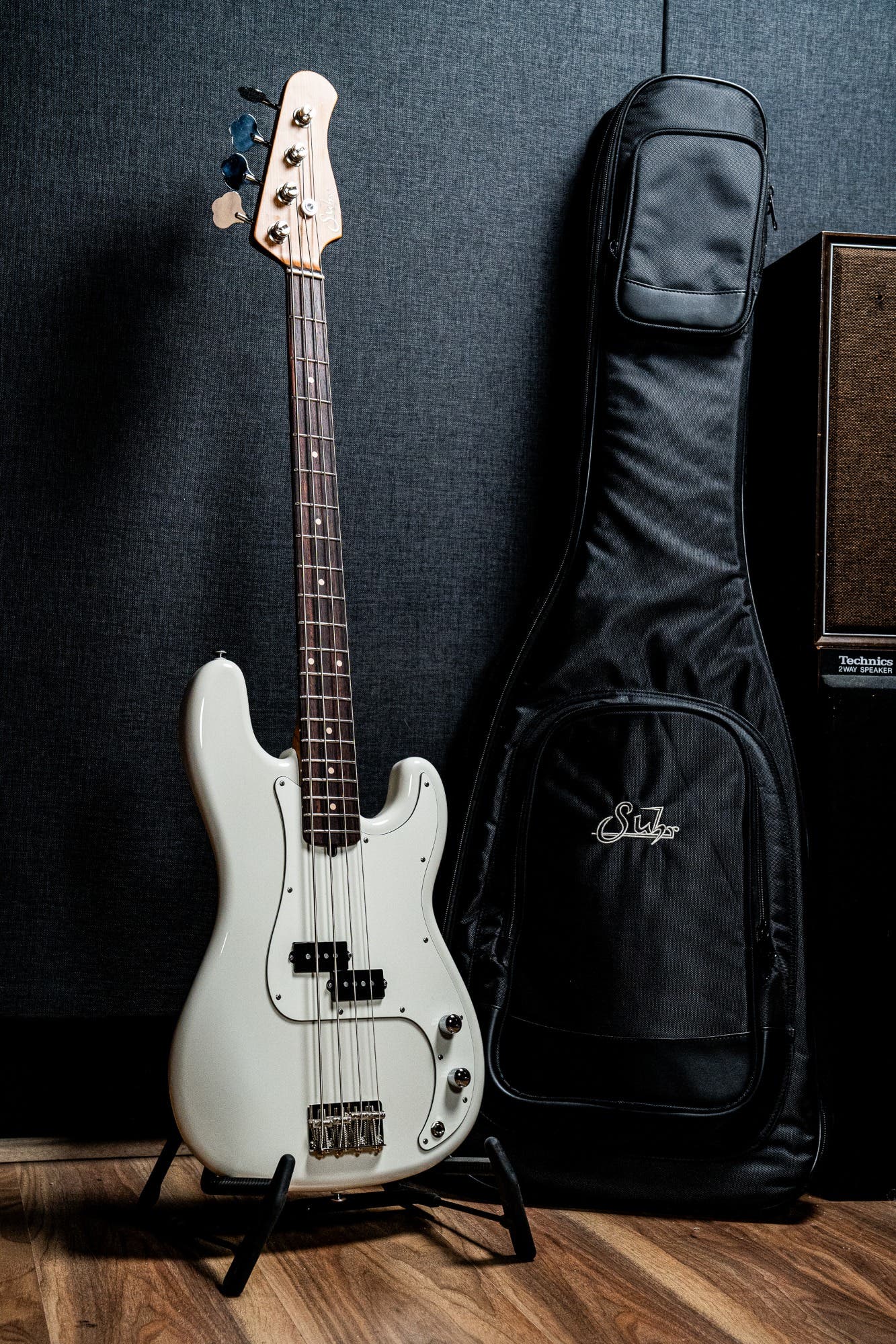 Suhr Classic P 4-String Bass w/Deluxe Gigbag - Olympic White RW