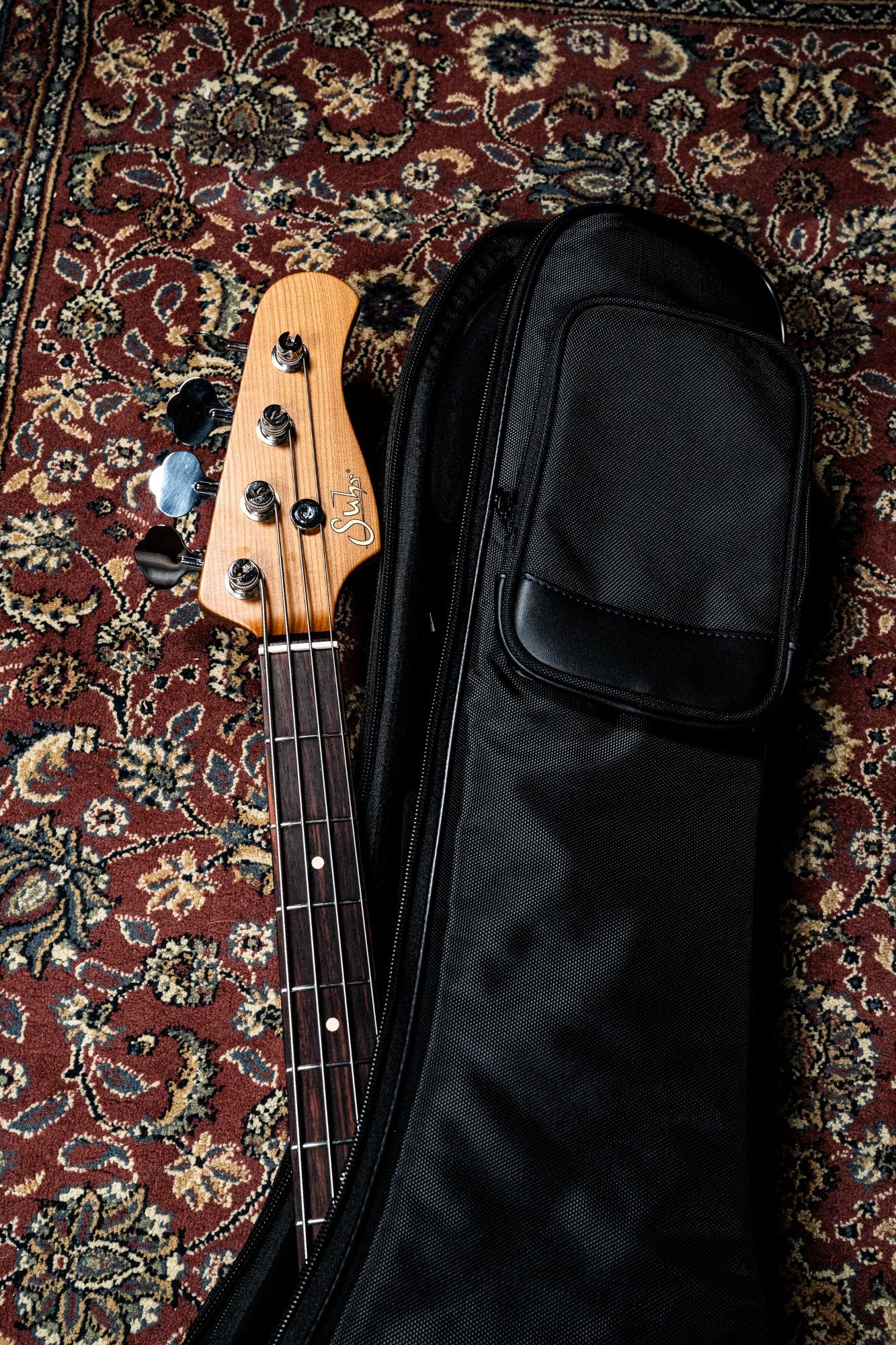 Suhr Classic P 4-String Bass w/Deluxe Gigbag - Olympic White RW