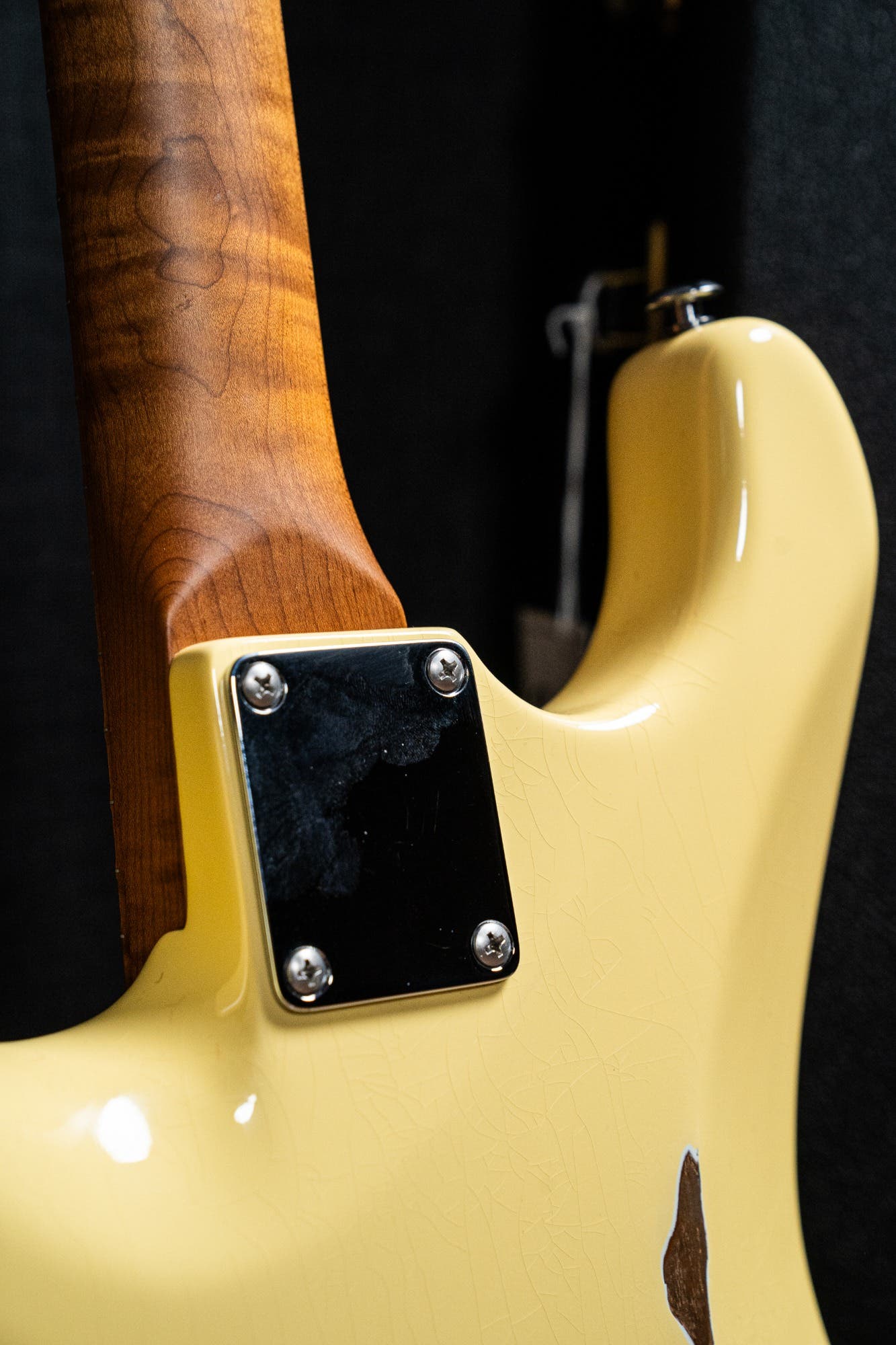 Suhr Dealer Select Classic Antique Electric Guitar - Vintage Yellow Custom