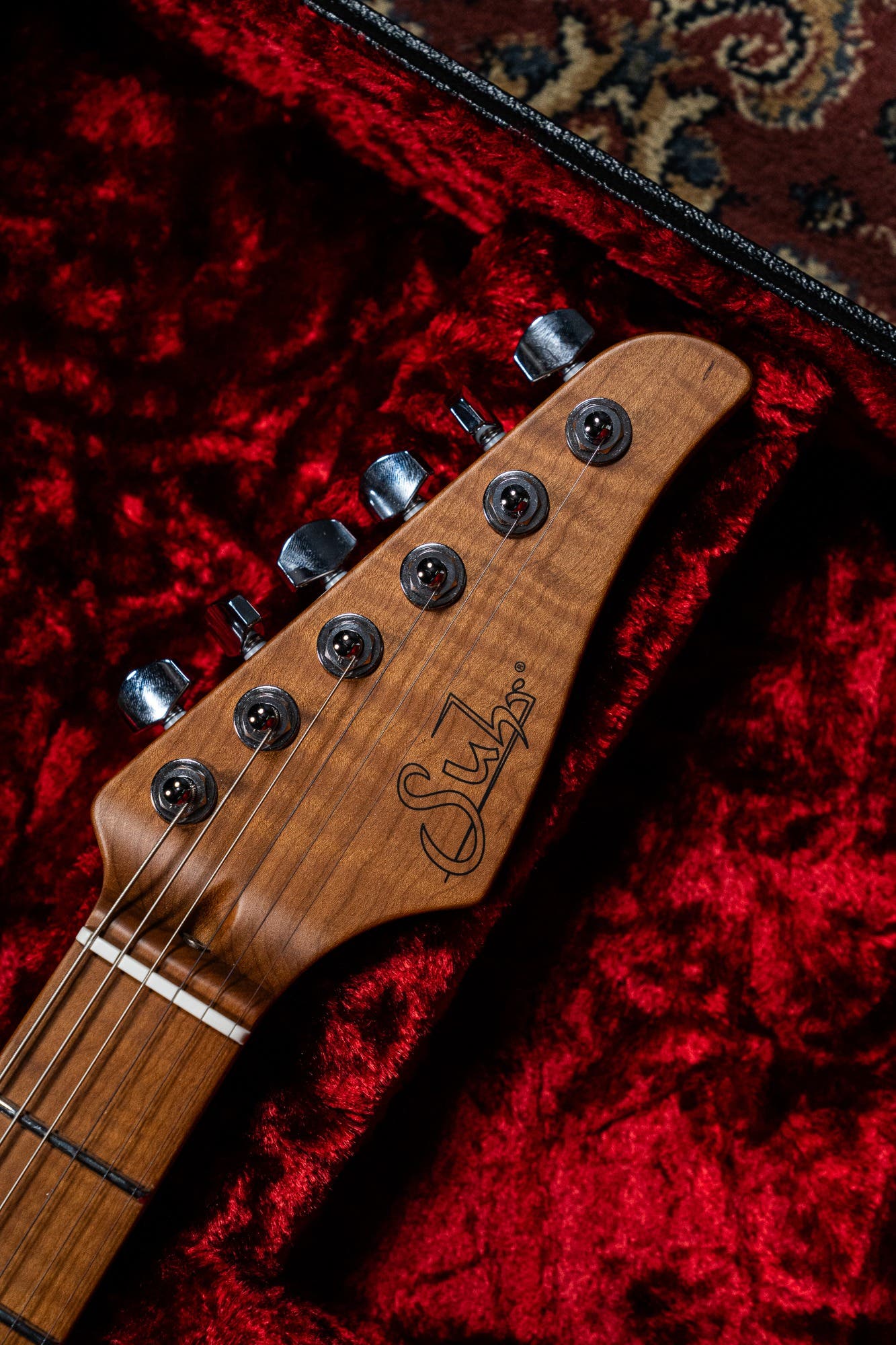 Suhr Dealer Select Classic Antique Electric Guitar - Vintage Yellow Custom