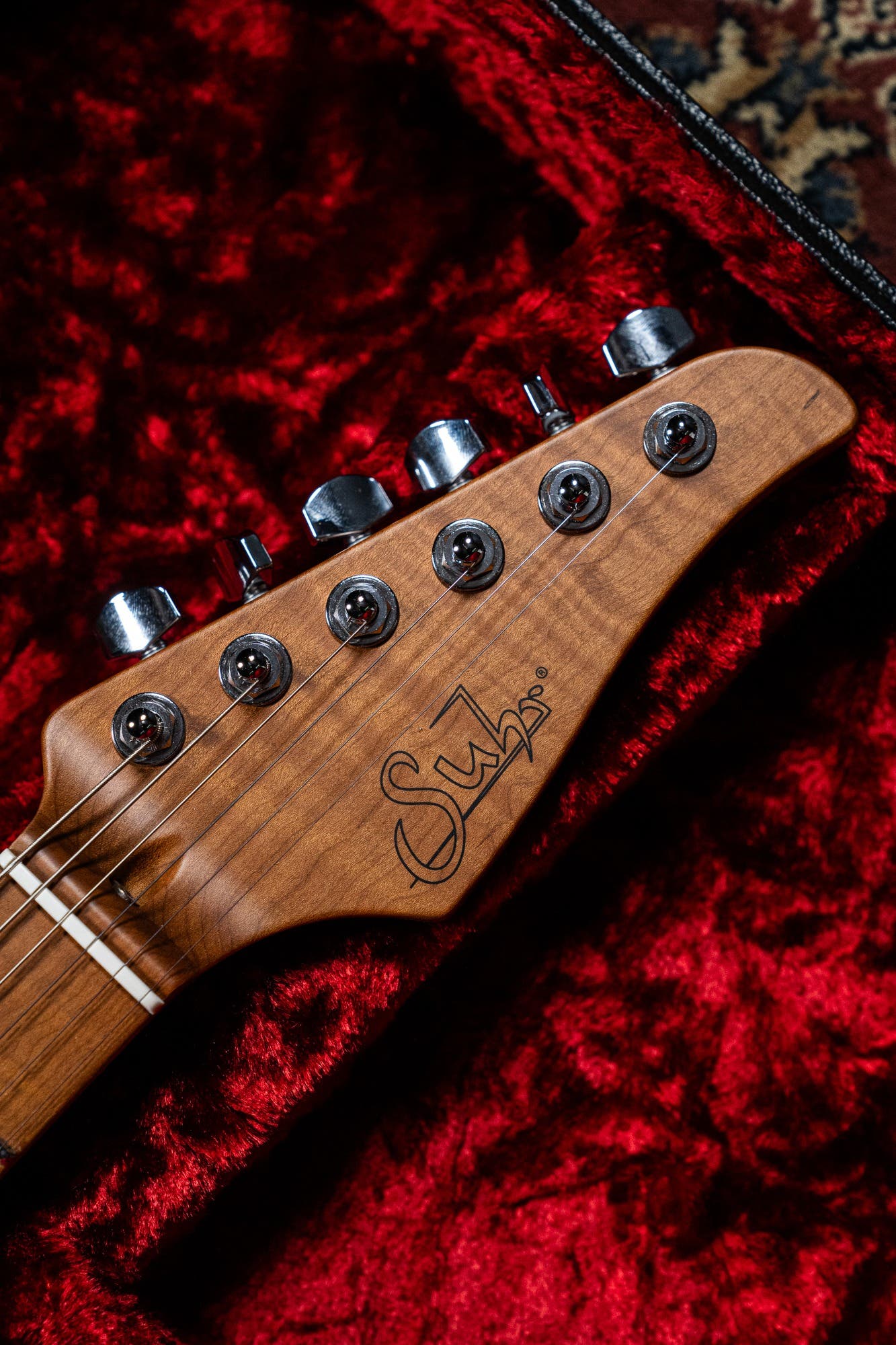 Suhr Dealer Select Classic Antique Electric Guitar - Vintage Yellow Custom