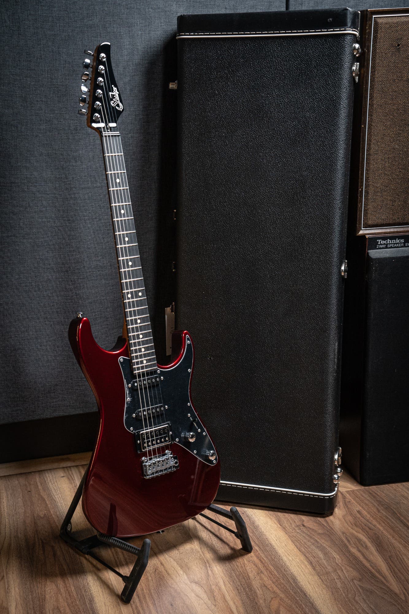 Suhr Pete Thorn Suhr Standard Signature HSS - Garnet Red EB