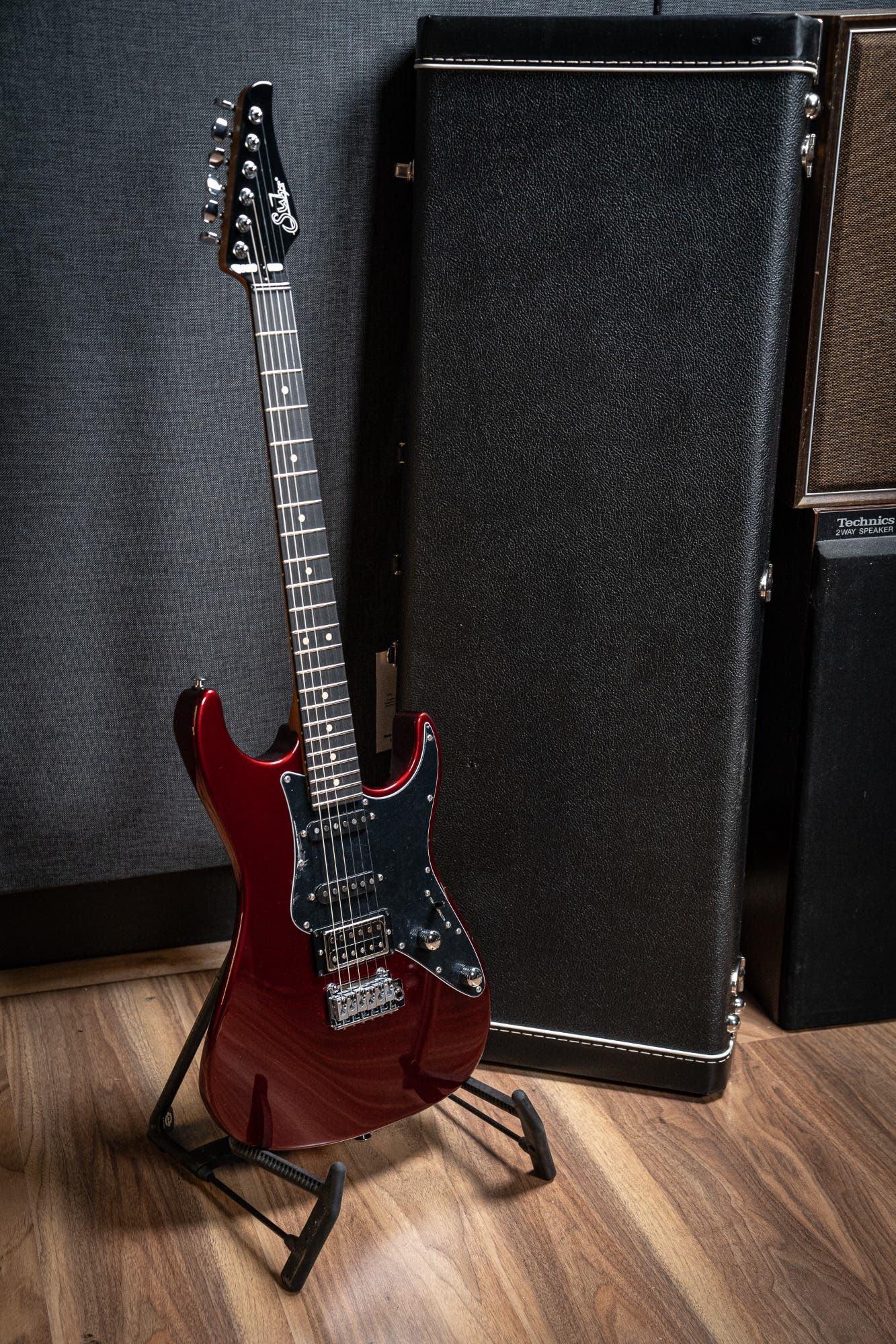 Suhr Pete Thorn Suhr Standard Signature HSS - Garnet Red EB