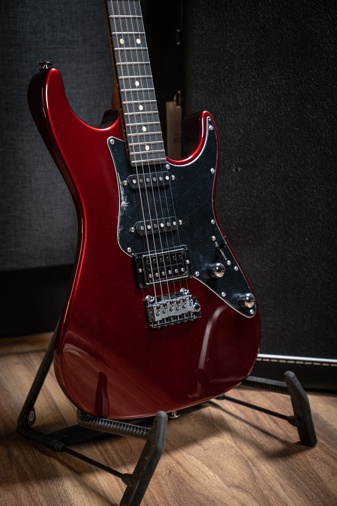 Suhr Pete Thorn Suhr Standard Signature HSS - Garnet Red EB