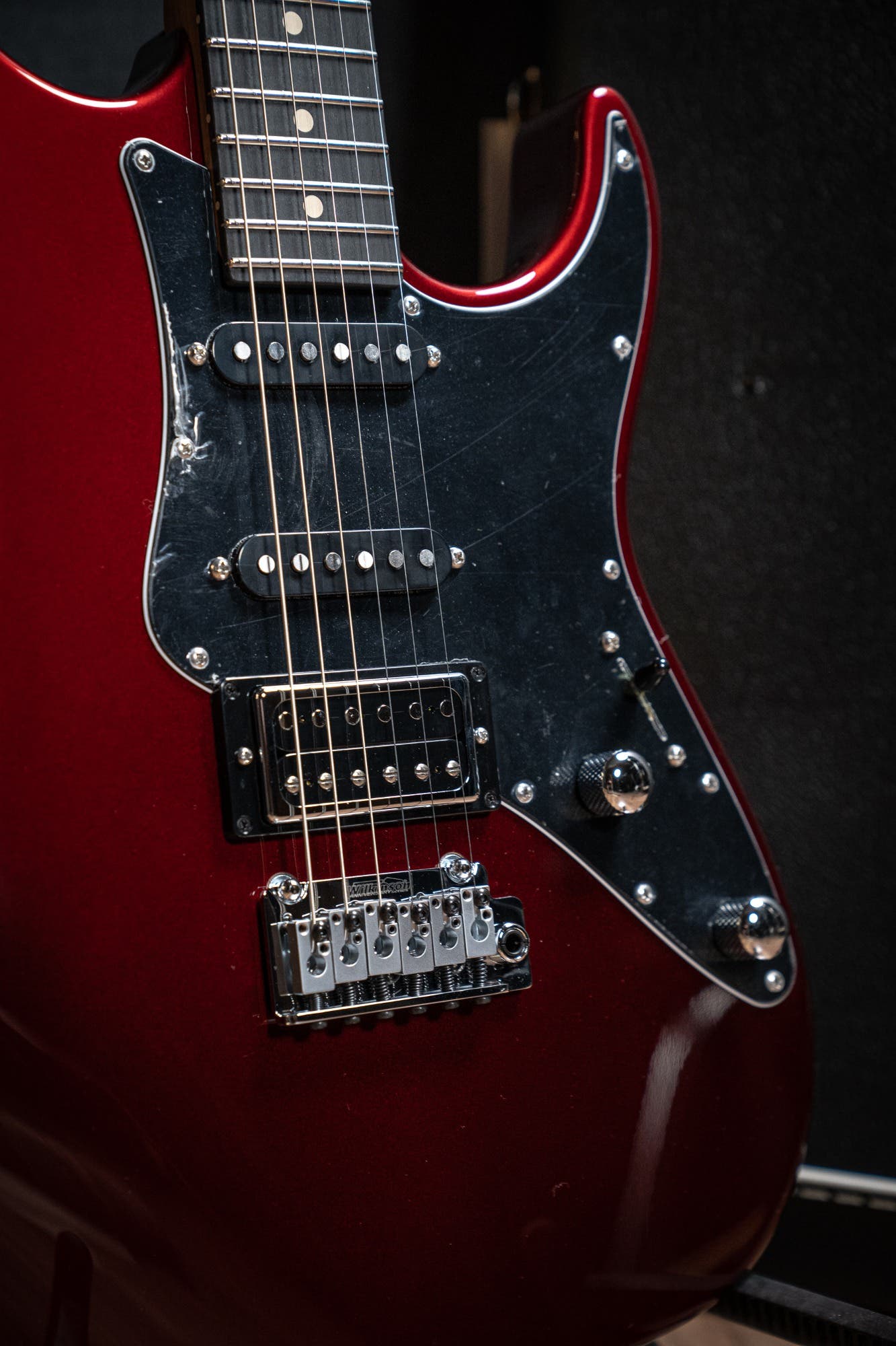 Suhr Pete Thorn Suhr Standard Signature HSS - Garnet Red EB