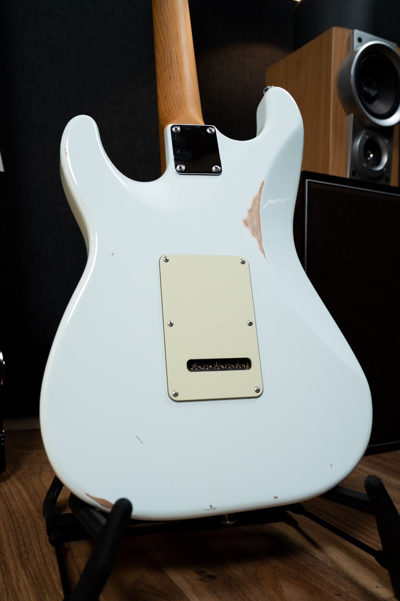 Suhr Ian Thornley Signature Classic S Antique w/Case - Sonic White