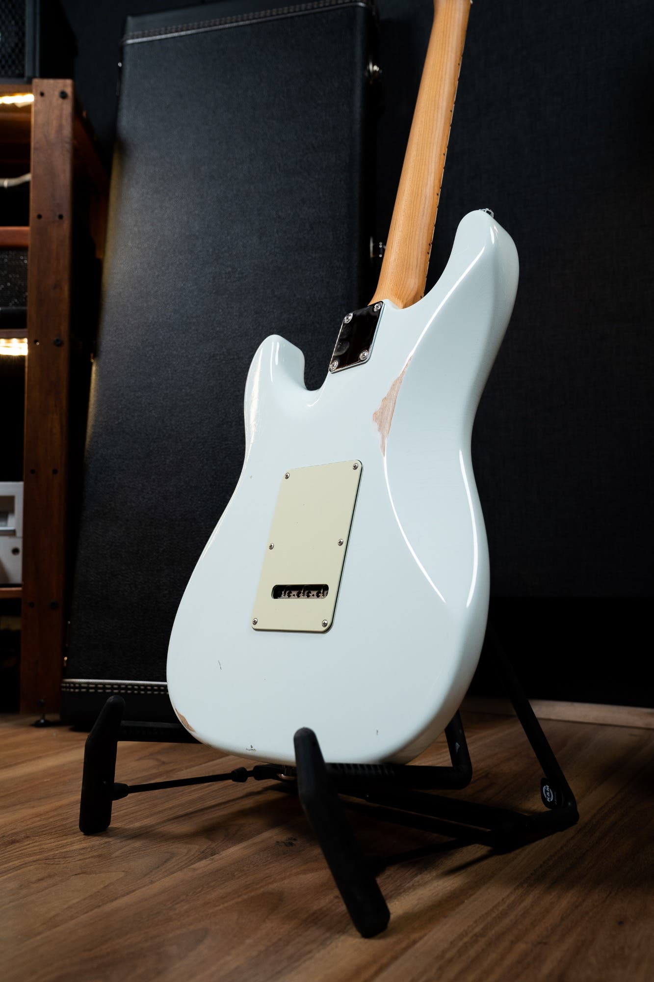 Suhr Ian Thornley Signature Classic S Antique w/Case - Sonic White