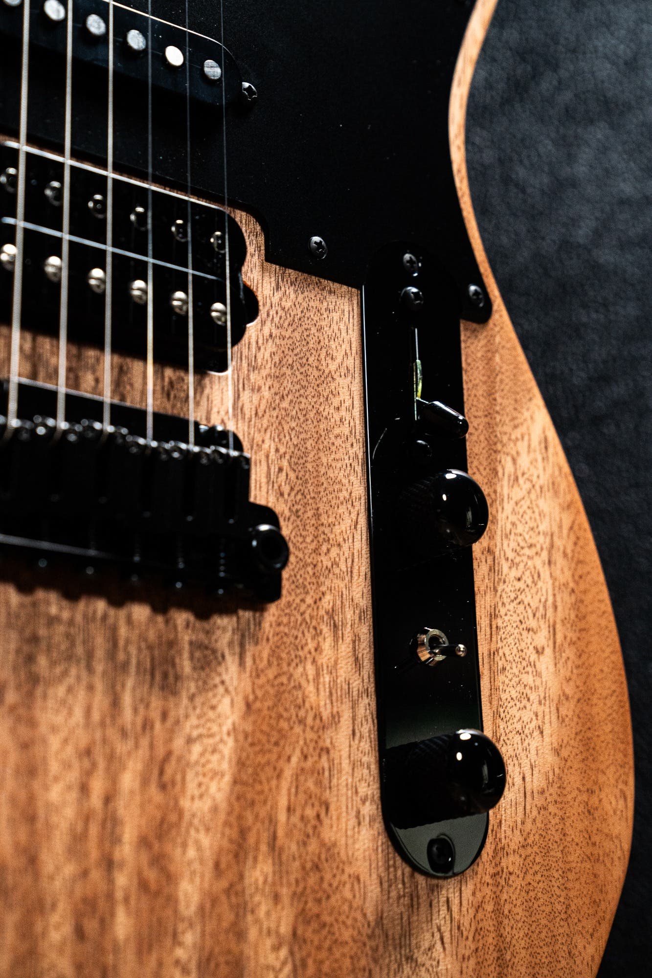 Suhr Ian Thornley Signature Classic T w/Case - Satin African Okoume EB